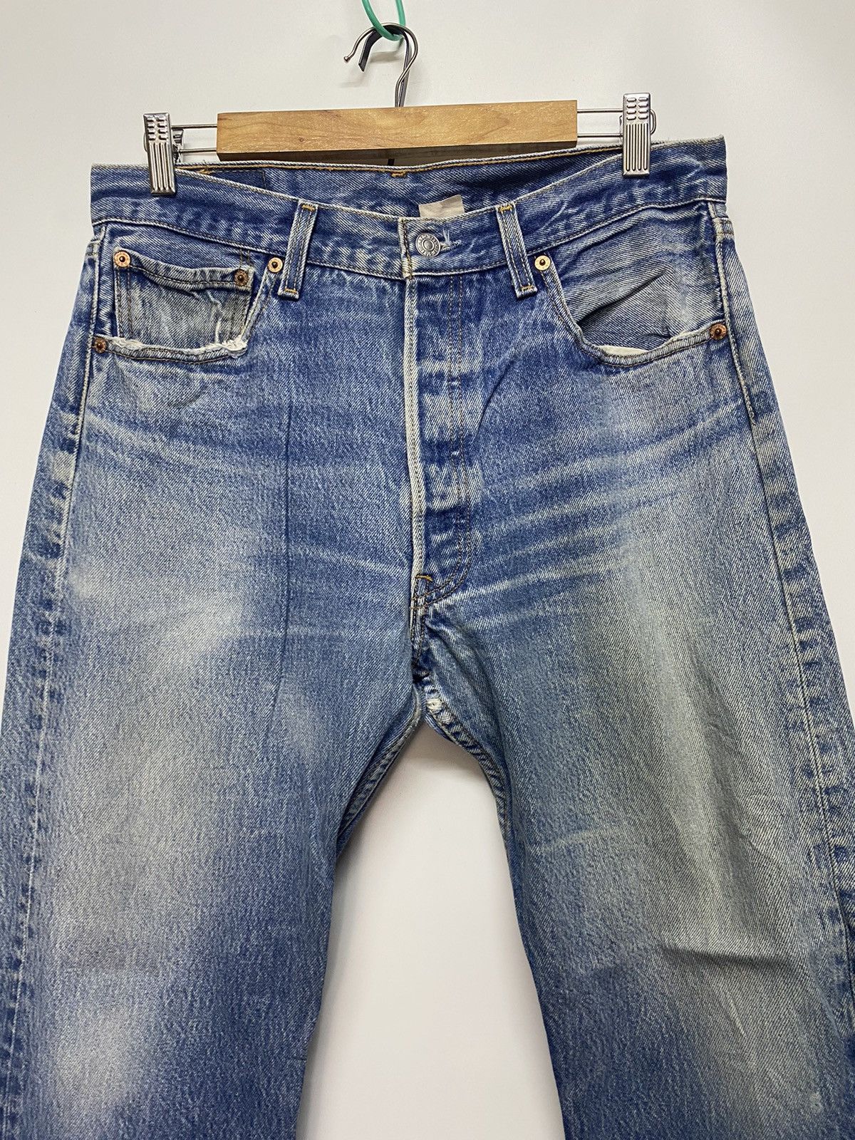 Levi's × Levi's Vintage Clothing Vintage Levi’s 501xx Jeans Men’s 34x32 Button Fly Denim Size US 34 / EU 50 - 7 Thumbnail