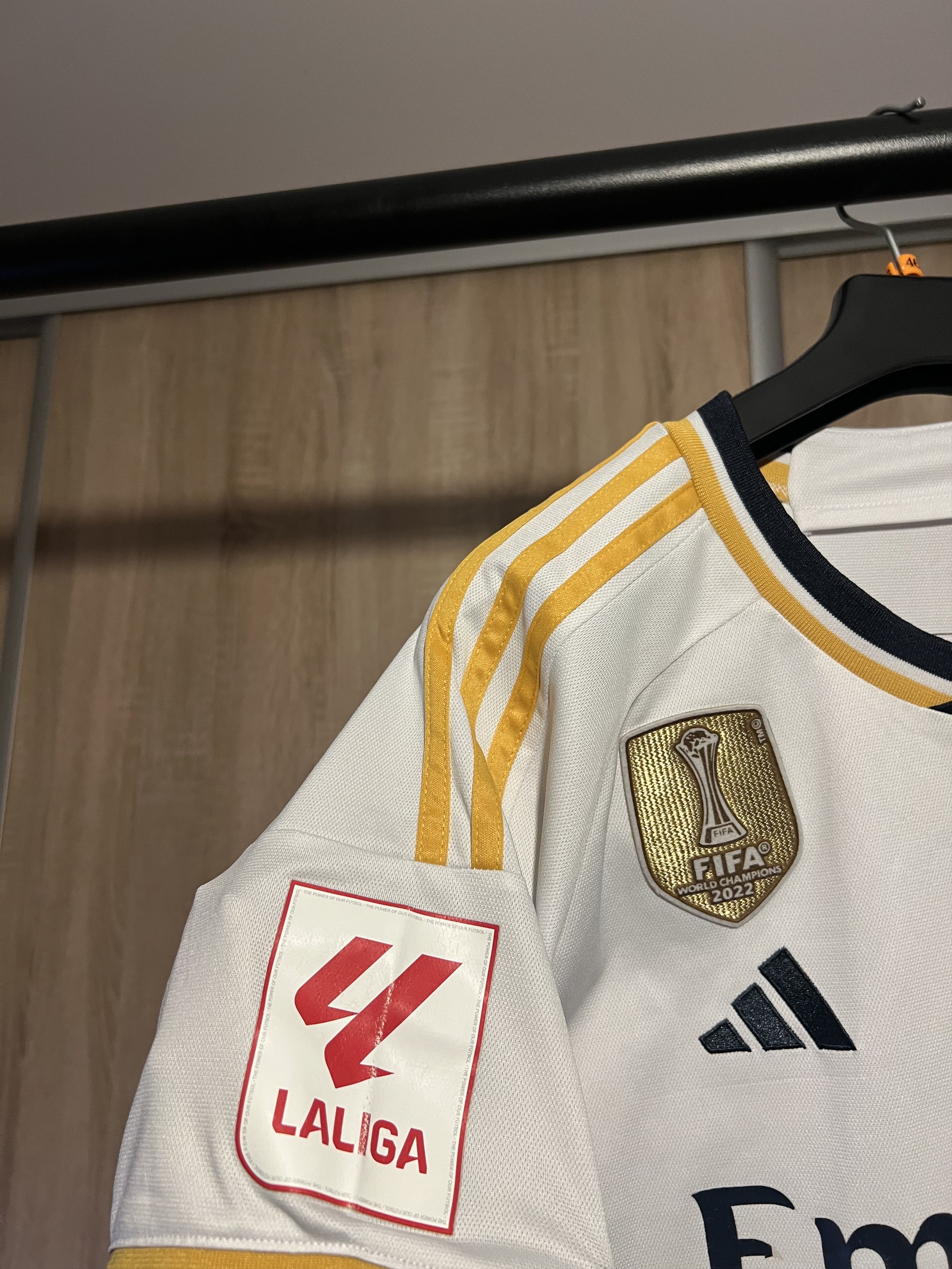 Adidas Jersey Real Madrid Vini Jr Size US S / EU 44-46 / 1 - 5 Thumbnail