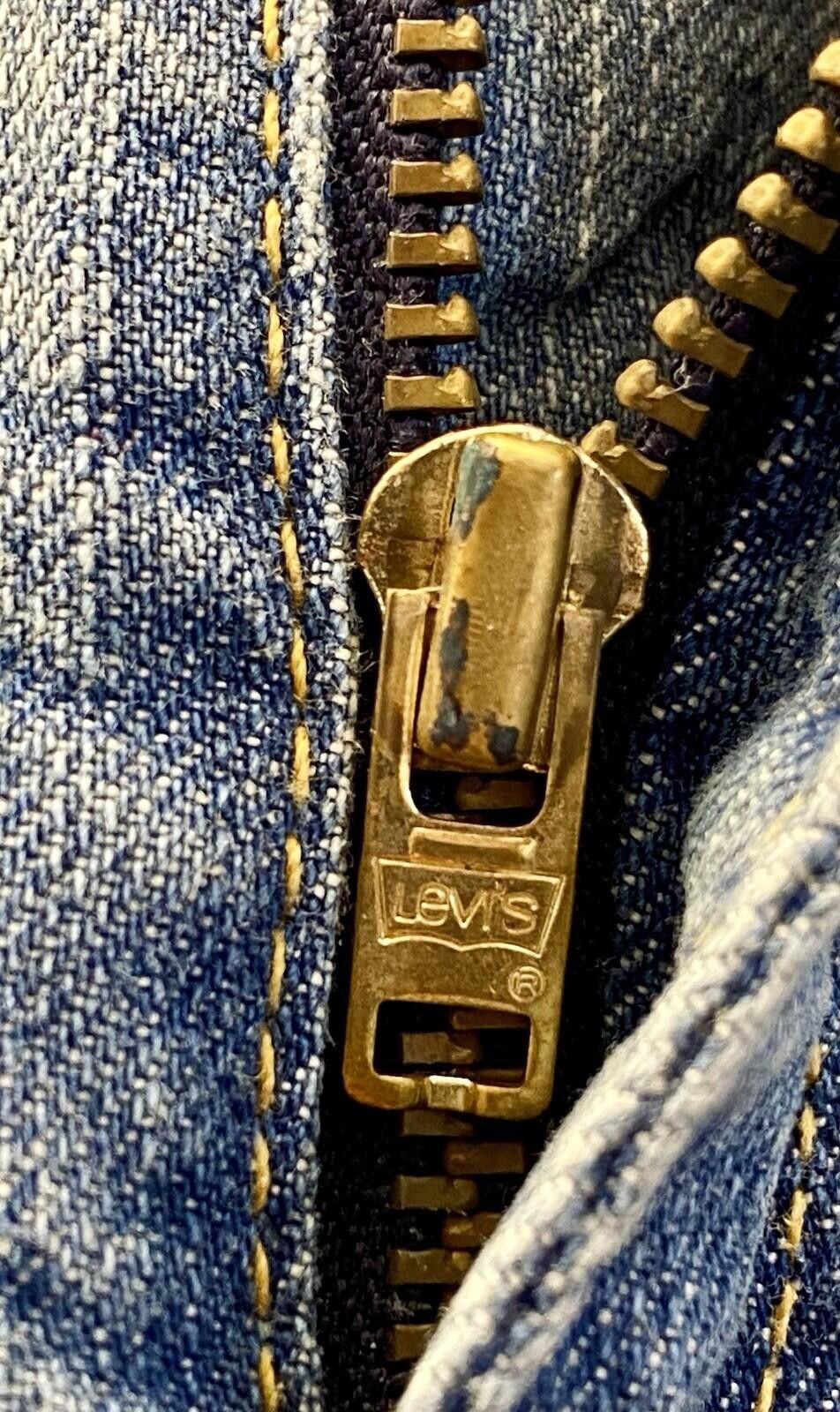Levi's NWT Levis Red Tab 565 Straight Jeans Low Rise Women 28x34 Size 28" / US 6 / IT 42 - 7 Thumbnail