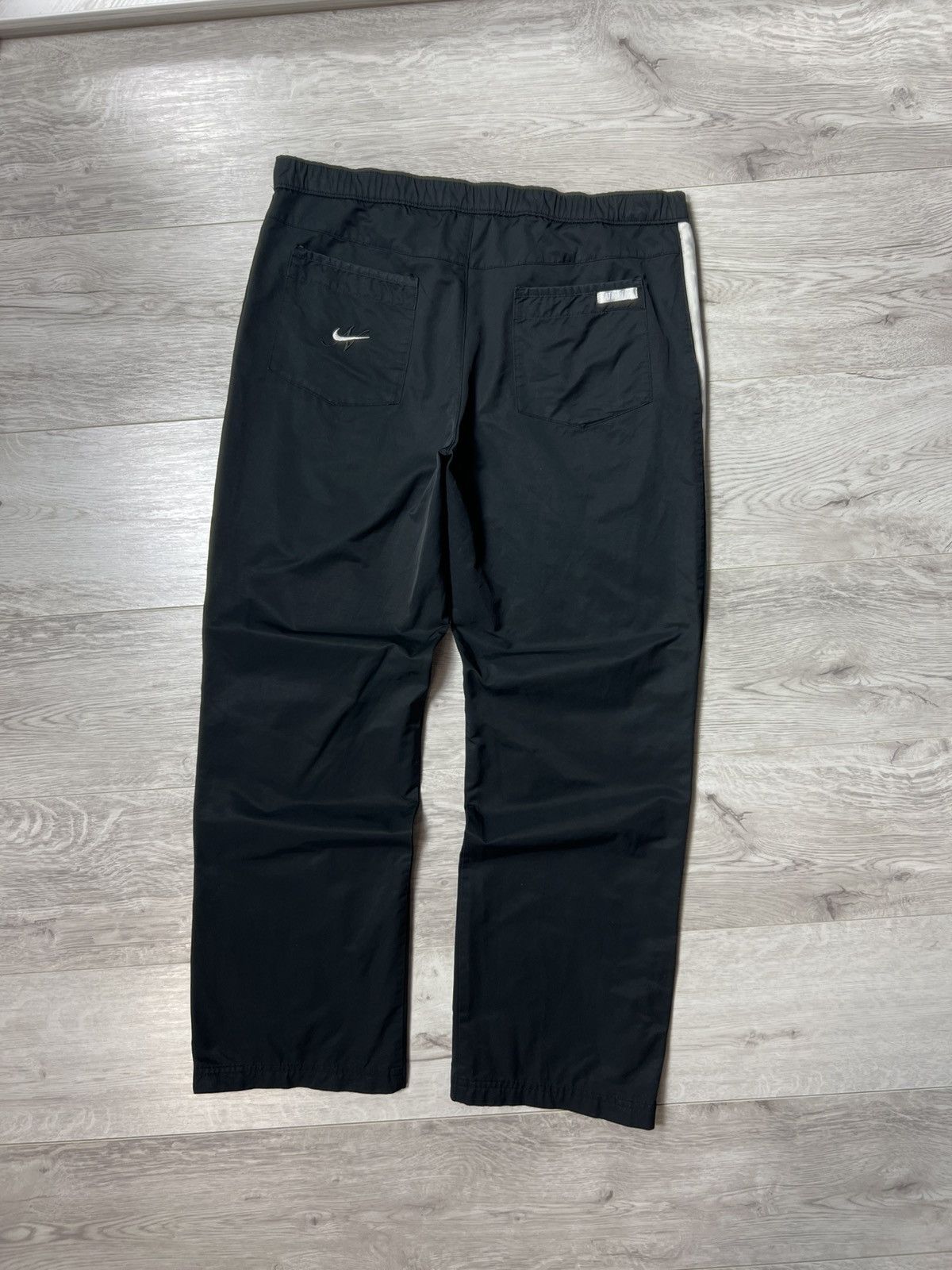 Nike Vintage Nike Athletic Nylon Track Pants Women’s Sweatpants Size 26" / US 2 / IT 38 - 12 Thumbnail
