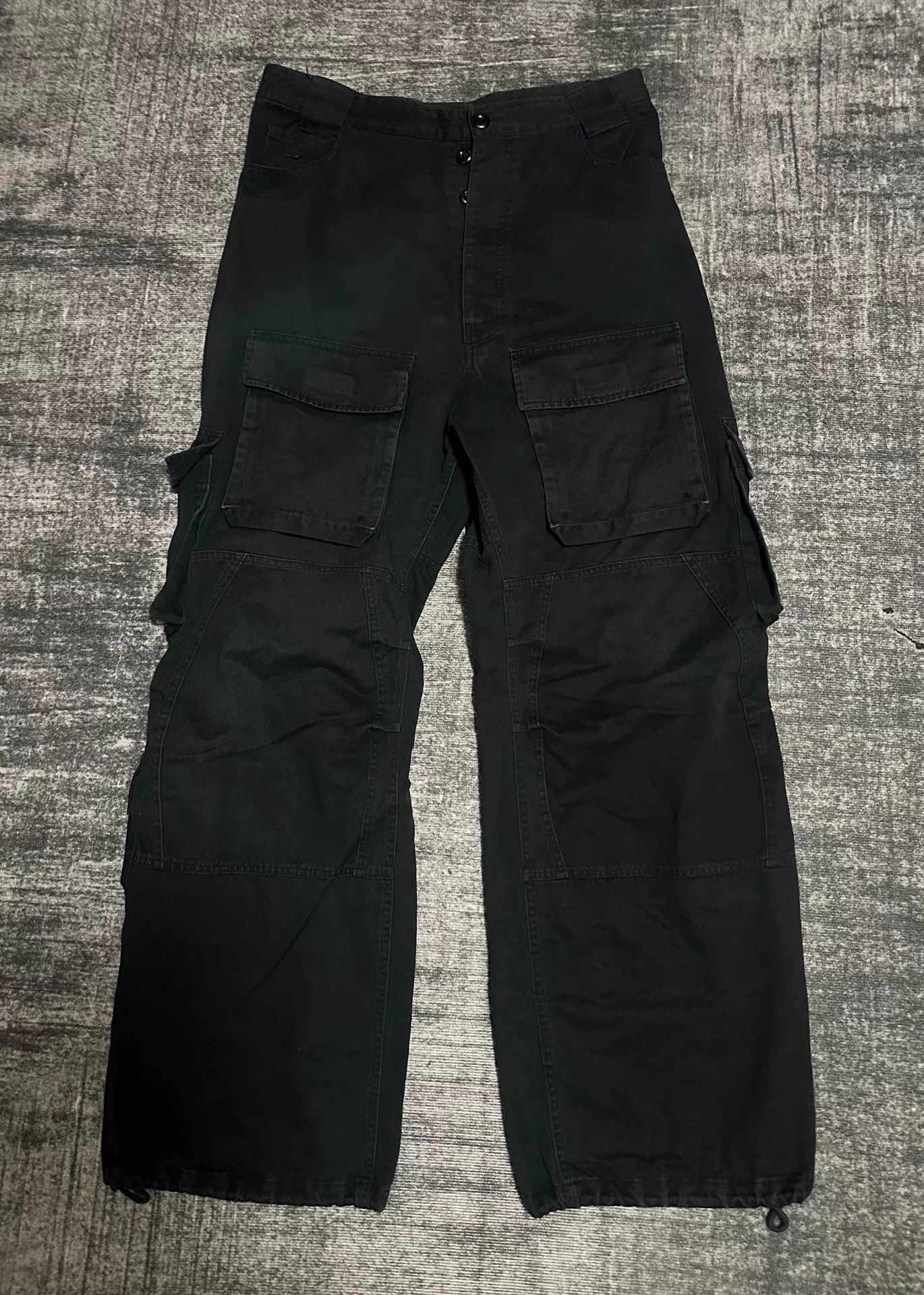 Balenciaga Balenciaga Cargo Casual Pants L Men Size US 34 / EU 50 - 1 Thumbnail