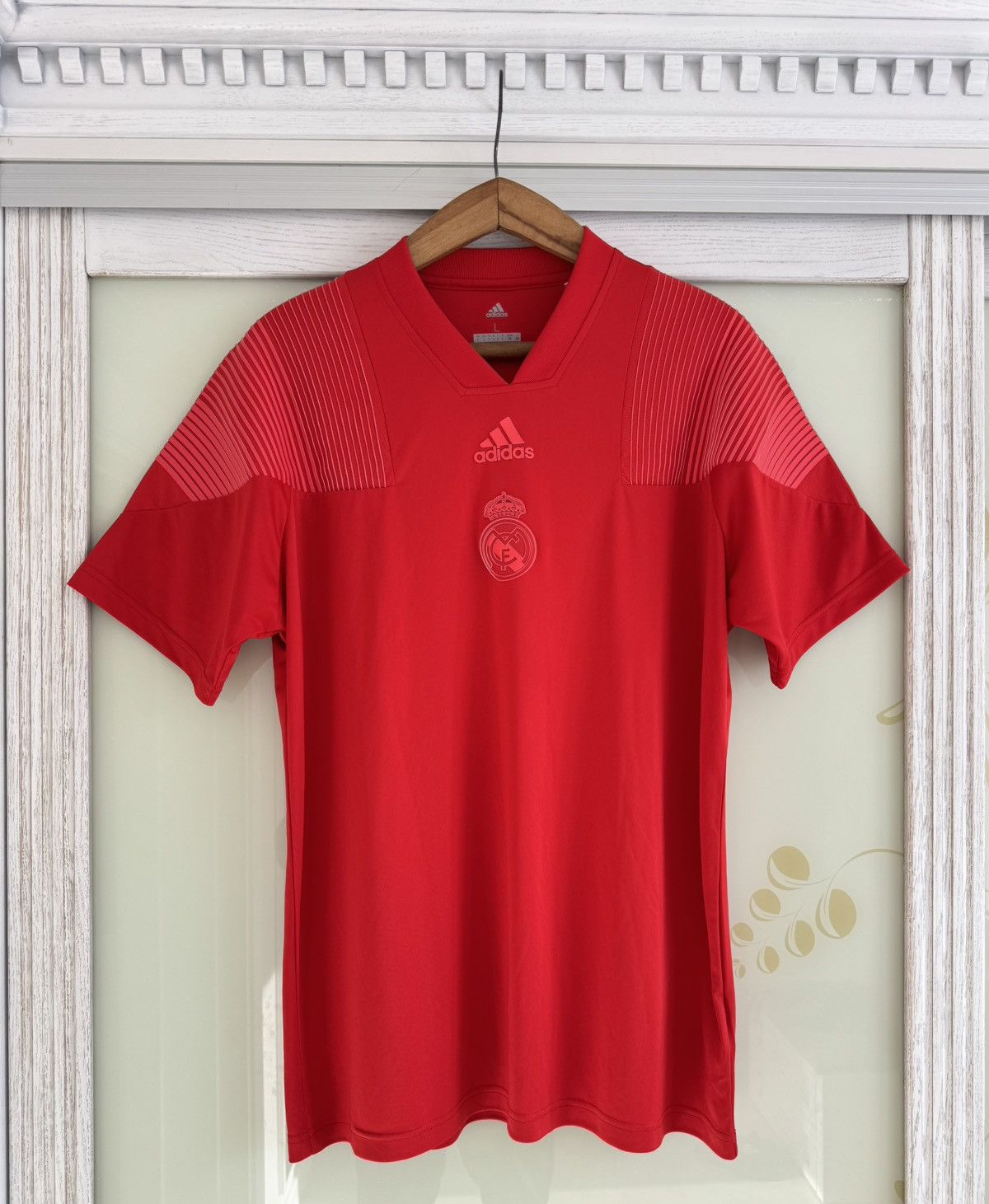 Adidas Real Madrid 2018-2019 Icon Tee Soccer Jersey Football Shirt Size US L / EU 52-54 / 3 - 1 Thumbnail