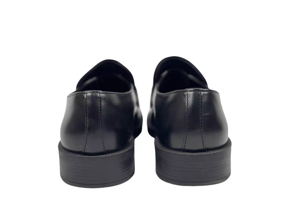 Prada Prada Monolith Classic Triangle Logo Loafers J31 Size US 9 / EU 42 - 4 Thumbnail