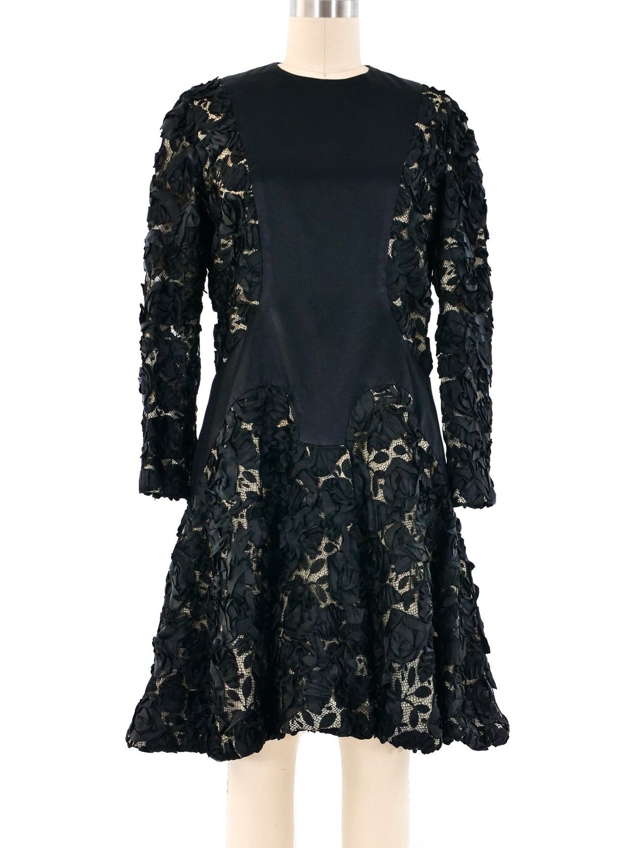 Geoffrey Beene GEOFFREY BEENE FLORAL LACE PANEL COCKTAIL DRESS Size 6 Size M / US 6-8 / IT 42-44 - 1 Thumbnail