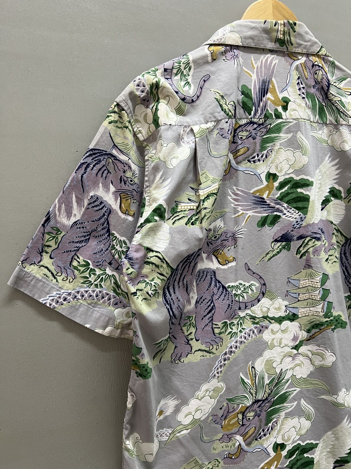 KAVU Vintage Kavu Tiger Print Hawaiian Shirt Size US S / EU 44-46 / 1 - 7 Thumbnail