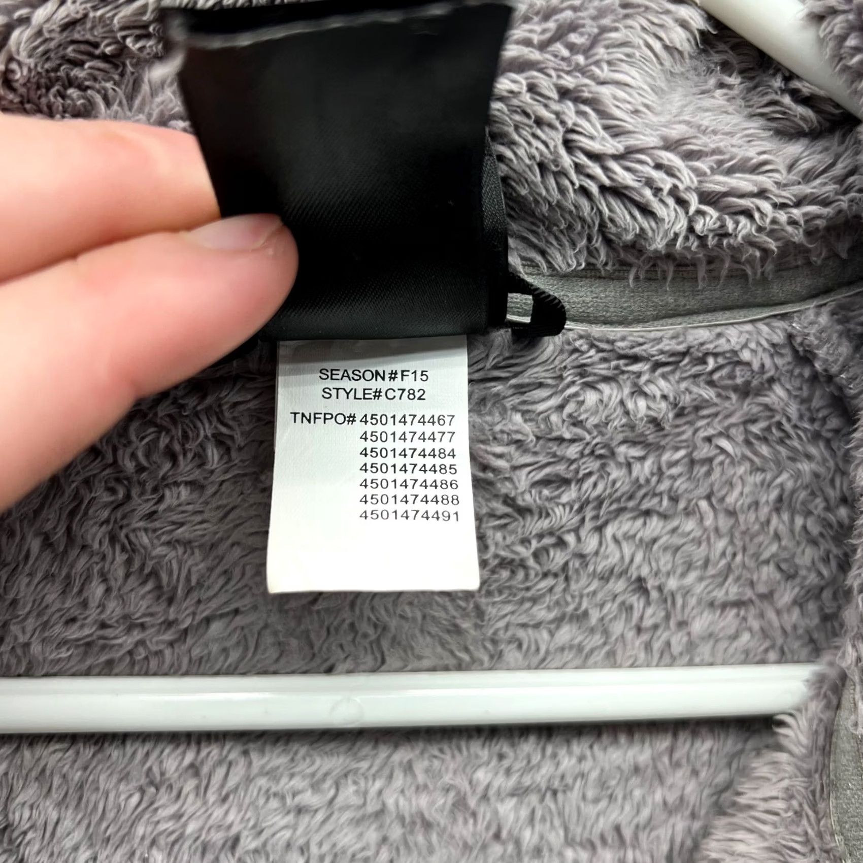 The North Face VINTAGE The North Face Jacket Womens Small Gray Full Zip Fleece Osito 2 C782 Fits Women, Regular, All Seasons, Logo, Basic Jacket Size S / US 4 / IT 40 - 7 Thumbnail