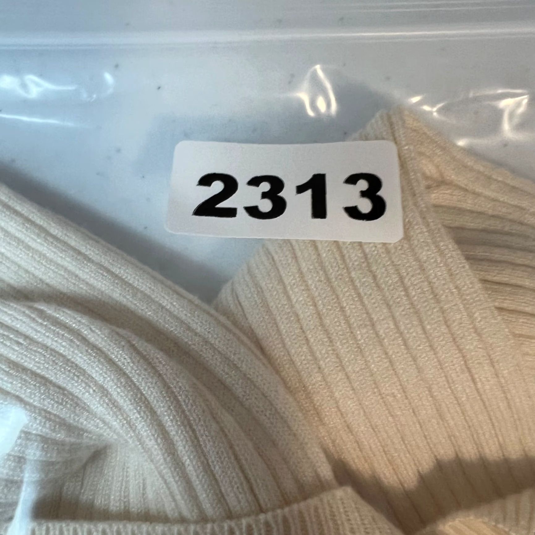 Vintage VINTAGE Dynamite Cream Sweater Pullover Women’s Large Ivory Ribbed Knit Size L / US 10 / IT 46 - 7 Thumbnail