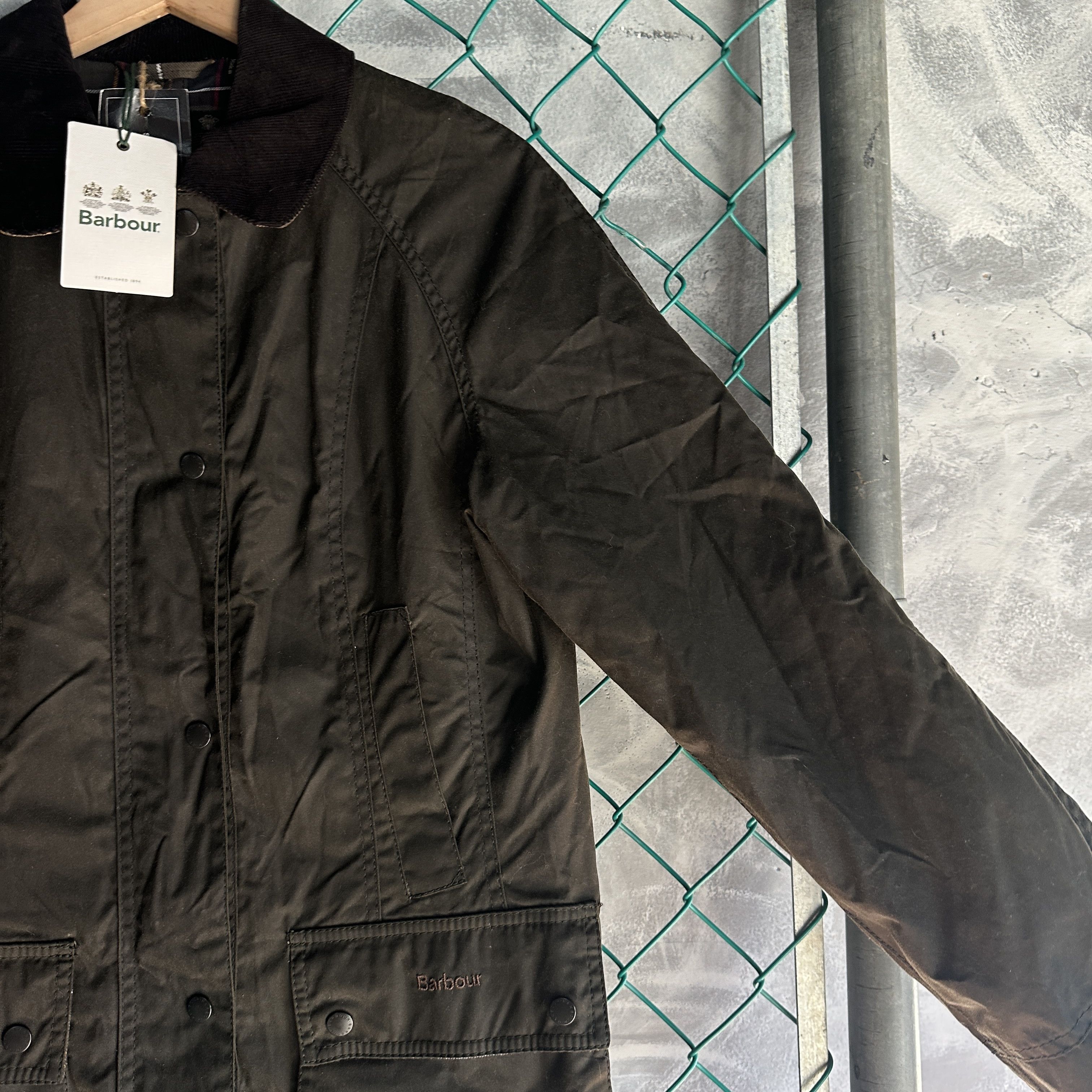 Barbour Barbour Beadnell Wax Jacket Womens Succession Waystar Royco Size M / US 6-8 / IT 42-44 - 4 Thumbnail