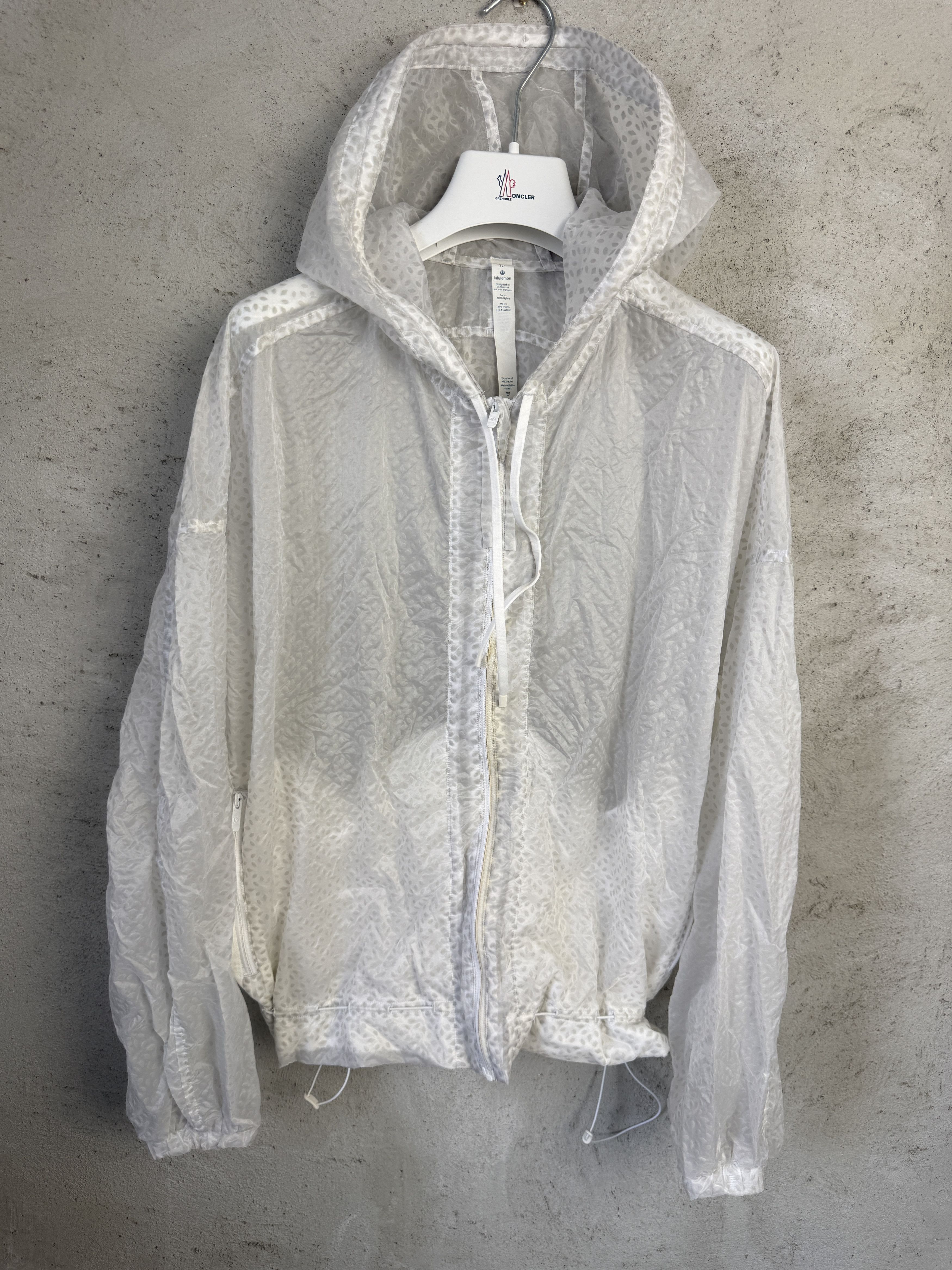Lululemon Lululemon nylon rain light jacket pilates yoga gym Size L / US 10 / IT 46 - 1 Thumbnail