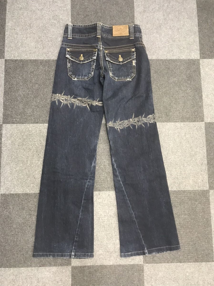 Japanese Brand FRAGILE Japan Barbed Wire Style Flare Bootcut Jeans Size 26" / US 2 / IT 38 - 12 Thumbnail