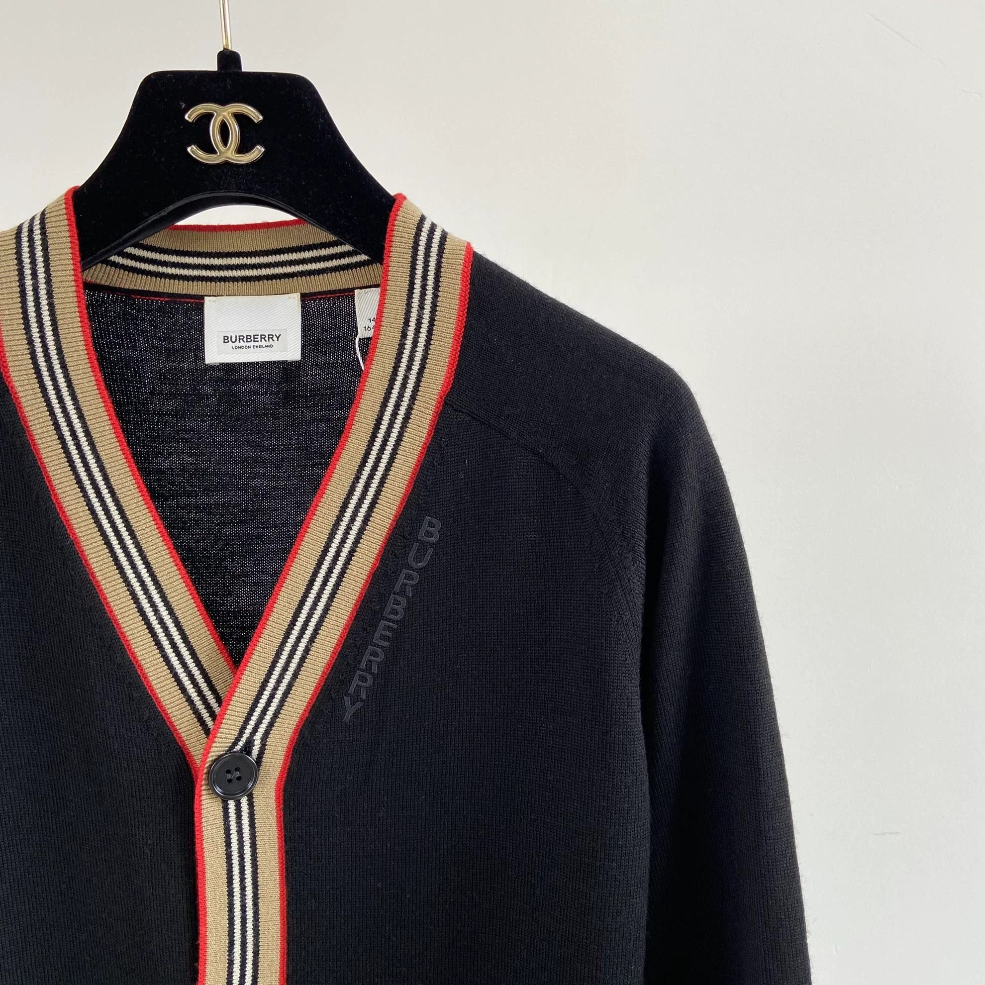 Burberry Burberry Black Knit Cardigan 14Y 4621 Size US XS / EU 42 / 0 - 3 Thumbnail