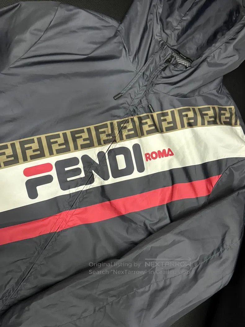 Fendi Fendi Roma Letter Monogrammed Ventilated Hooded Zip Lined Size US S / EU 44-46 / 1 - 2 Thumbnail