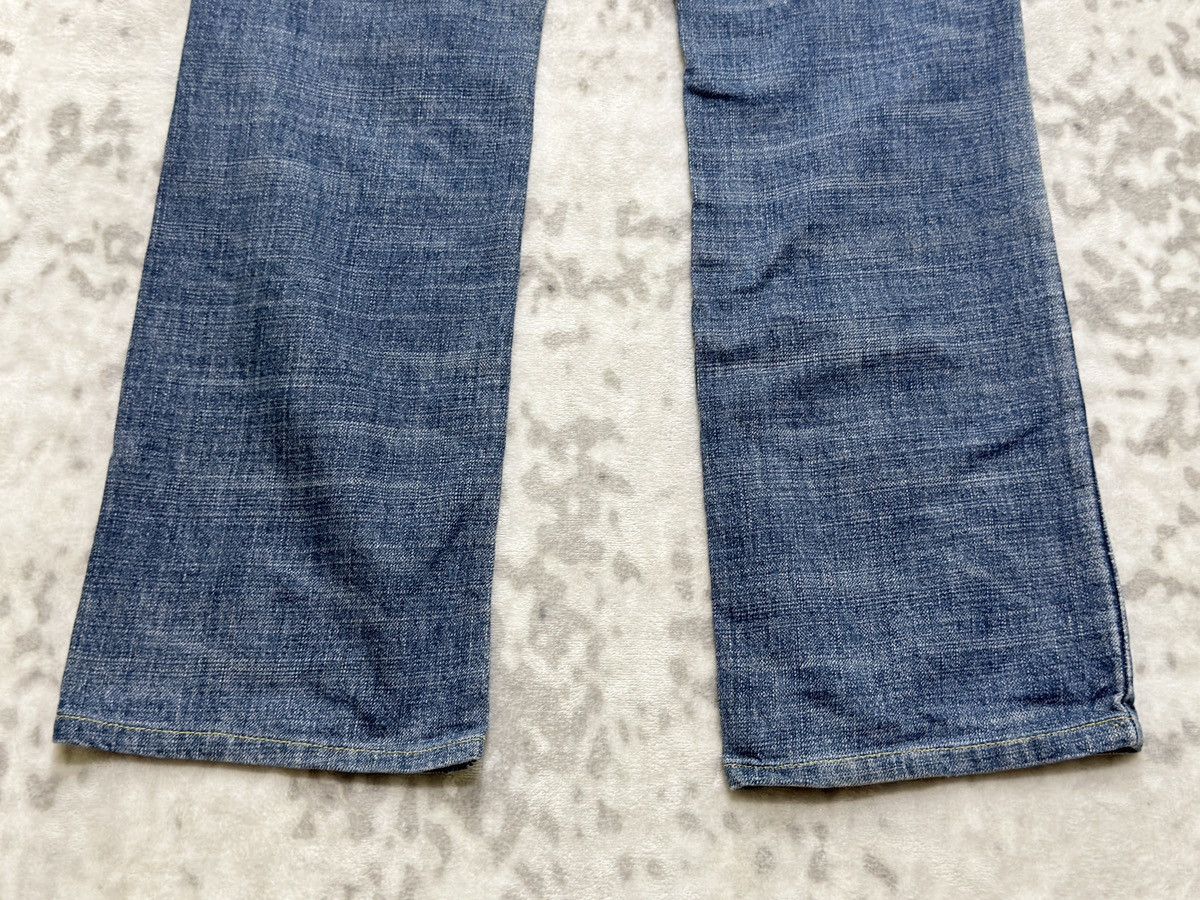 Uniqlo Old Uniqlo Flare Jeans Y2K Distressed Whipstitch Denim Size US 29 - 12 Thumbnail