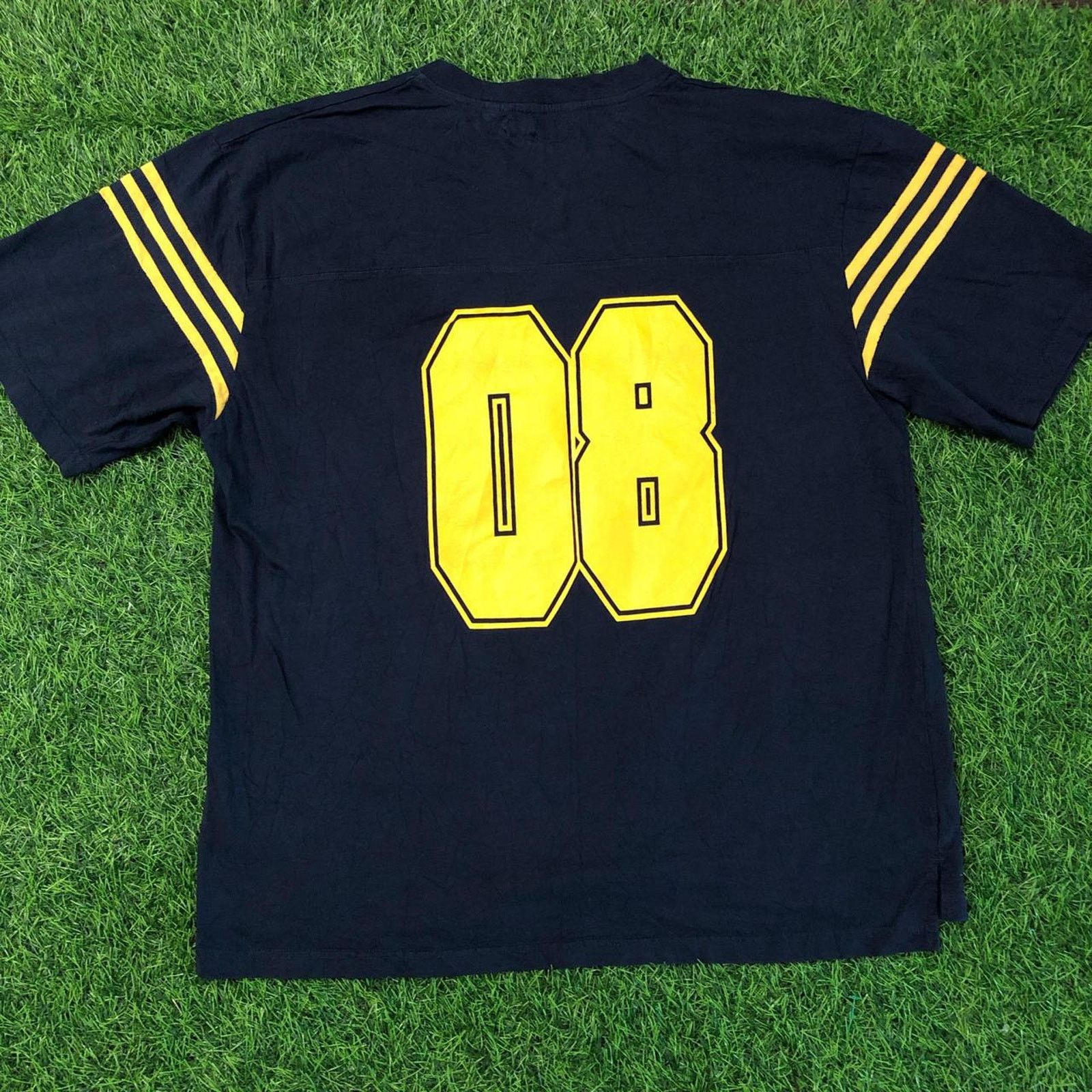 Other Navy CCHS Devils Football Graphic Number Tee Size US XL / EU 56 / 4 - 2 Thumbnail