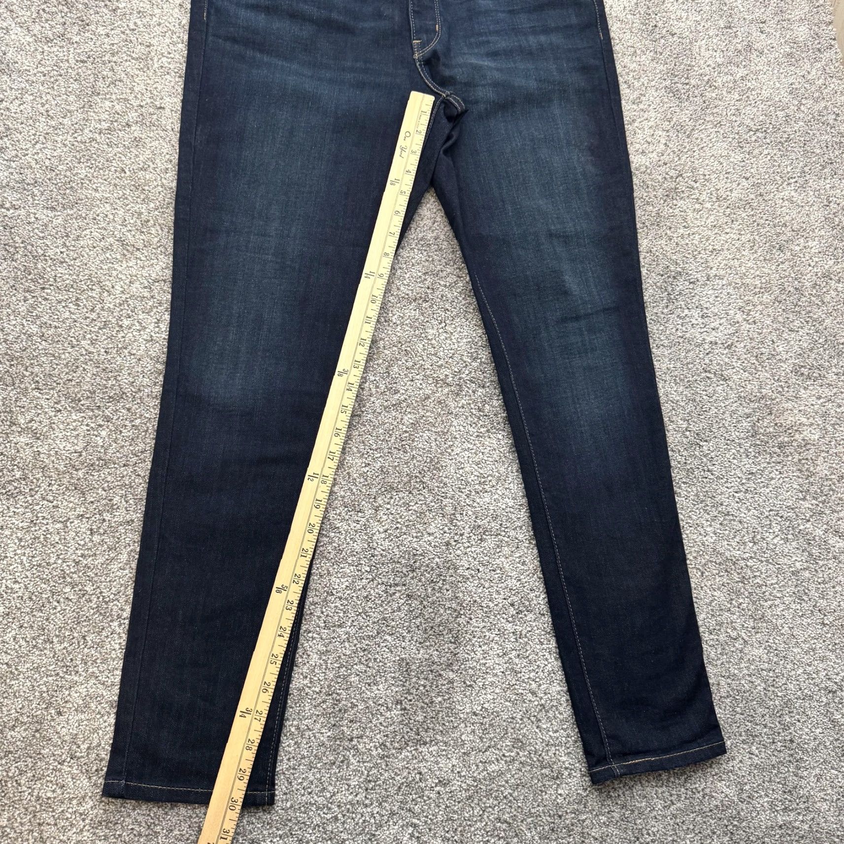 Levi's Levi's Jeans 711 Skinny Womens Dark Blue Wash Mid Rise 32 Regular Stretch Denim 30 Inseam Size 24" / US 00 / IT 34 - 2 Thumbnail