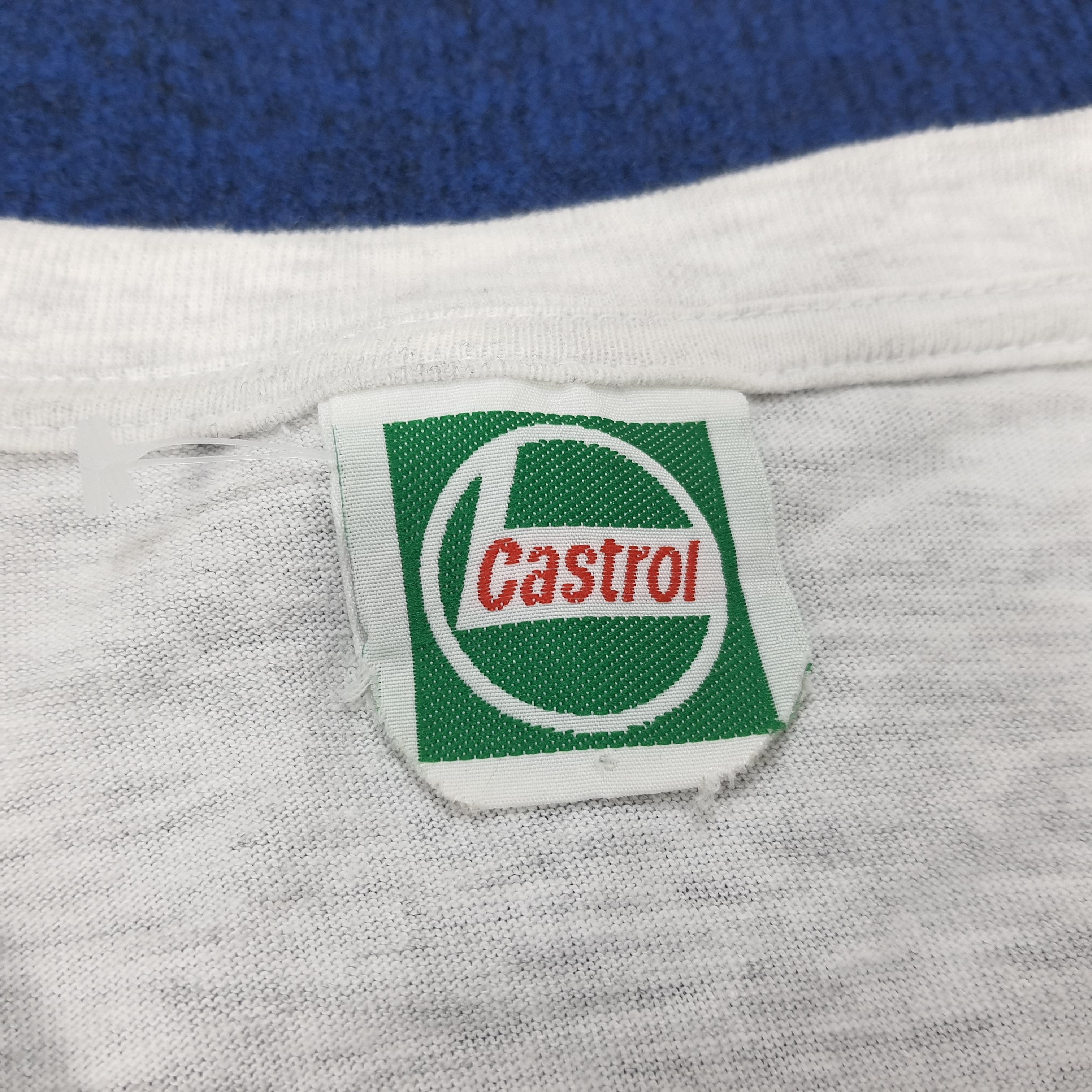 Vintage Vintage Castrol Racing Motor Oil Motorsports Tshirt Size US M / EU 48-50 / 2 - 5 Thumbnail