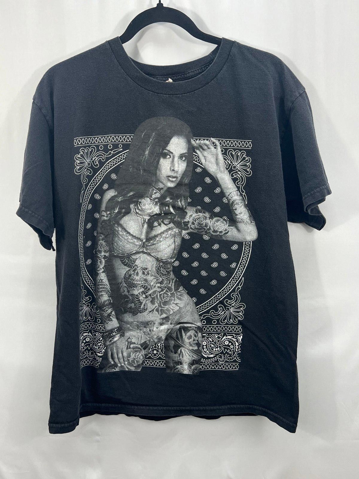 Designer Unique Black Graphic Tee with Tattoo Artwork Vintage Size US L / EU 52-54 / 3 - 1 Thumbnail