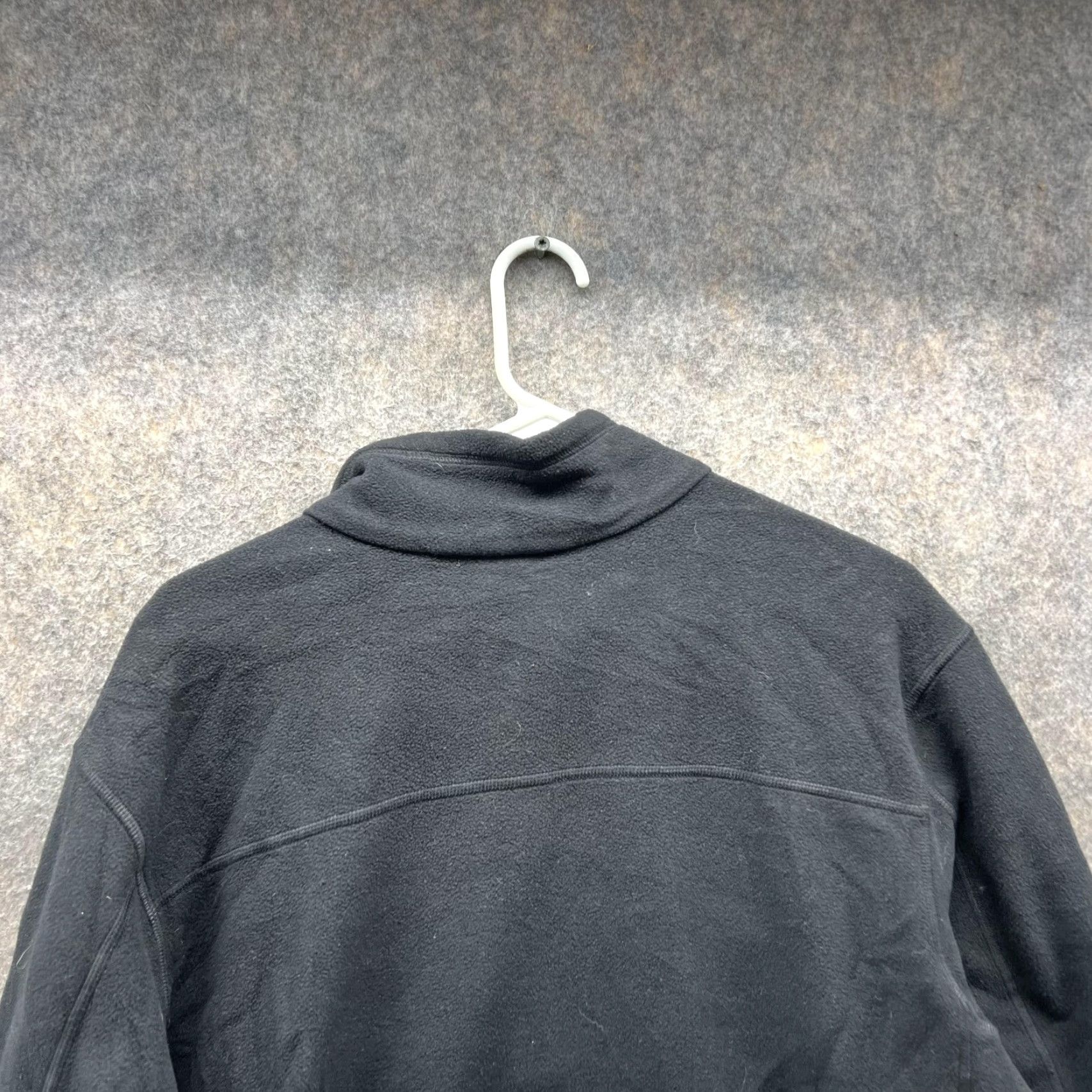 Patagonia Patagonia Sweater Pullover Half Zip Mock Neck Black XL Men Regular Fleece 1/2 Zip Logo Vintage: No Size US XL / EU 56 / 4 - 2 Thumbnail