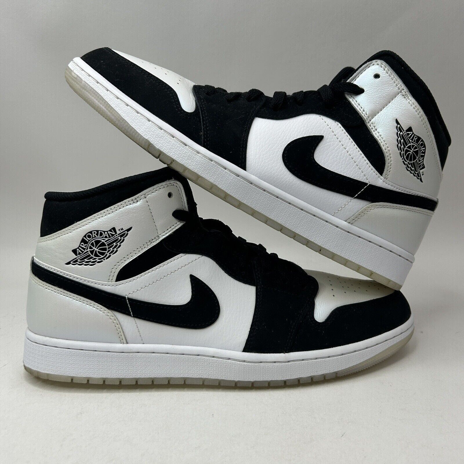 Jordan Brand Nike Shoes Air Jordan 1 Mid SE “Diamond Shorts” DH6933-100 Size US 13 / EU 46 - 1 Thumbnail