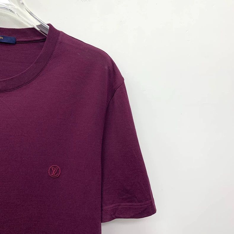 Louis Vuitton Louis Vuitton Purple logo embroidered cotton crew neck T-s Size US M / EU 48-50 / 2 - 3 Thumbnail