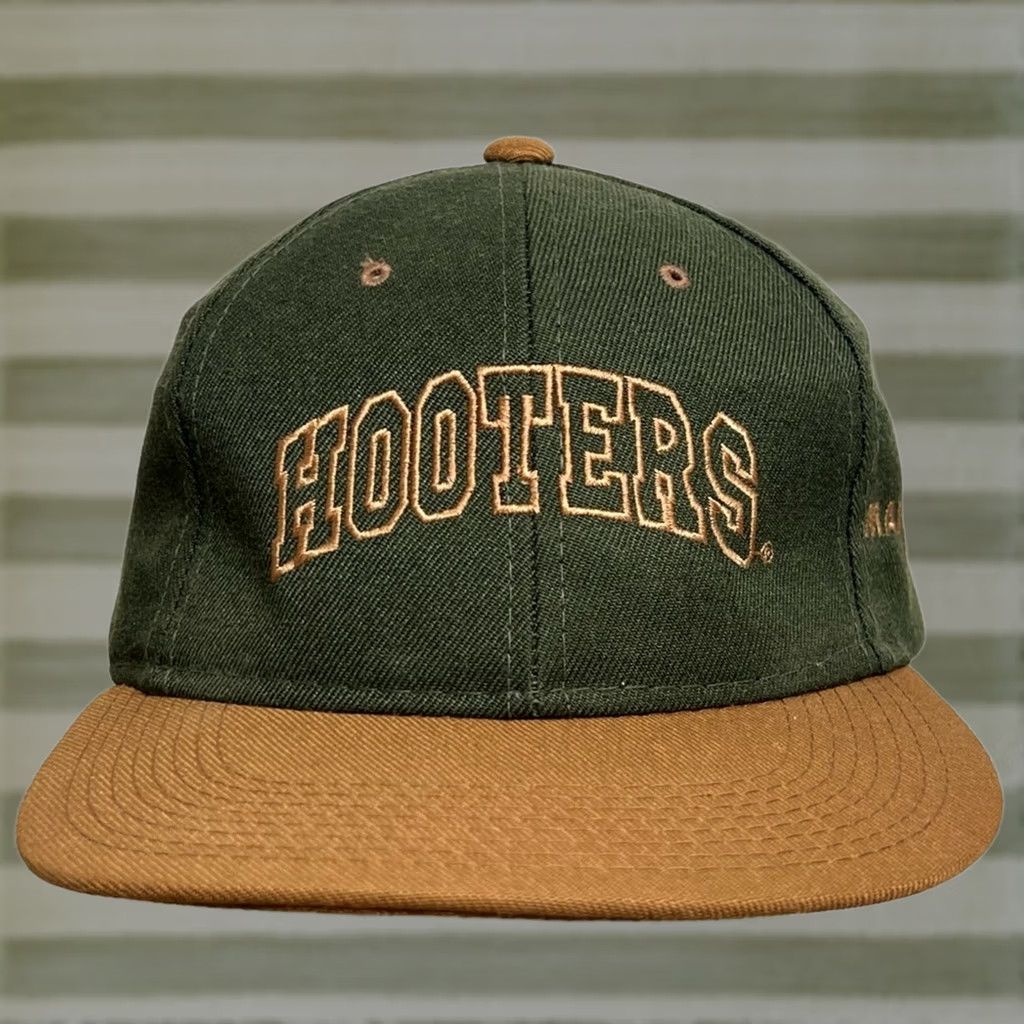 Essentials VINTAGE Hooters Baseball Cap Green One Size Men Cap Strapback Shirt? Size ONE SIZE - 1 Thumbnail