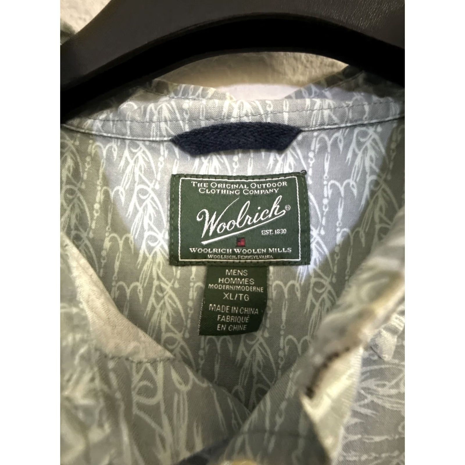 Vintage Woolrich Mens XL Gray Short Sleeve Button Fish Lure Hooks All Over Print Size Size US 36 / EU 52 - 3 Thumbnail