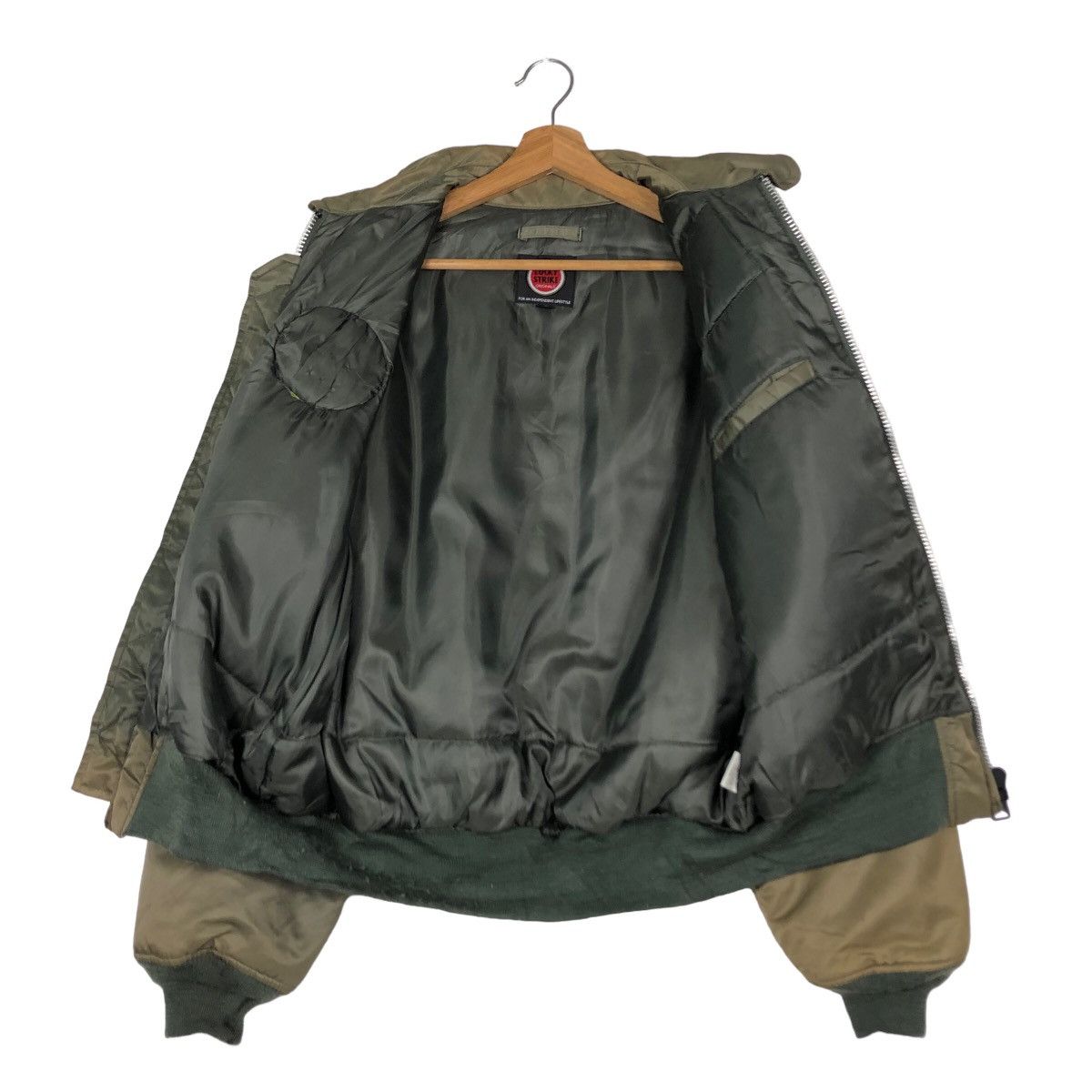 Vintage Vintage Fly Bomber Jacket Riot Riot Lucky Strike Full Patch Size US L / EU 52-54 / 3 - 14 Thumbnail