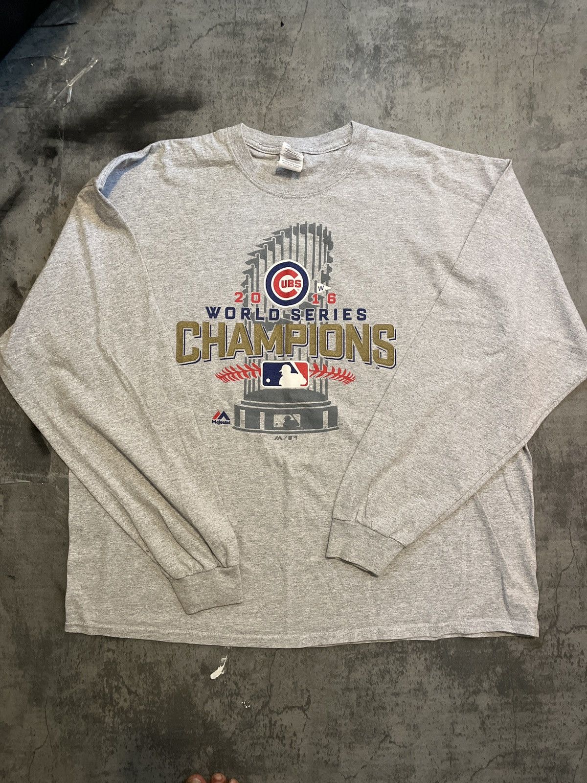Gildan Majestic Chicago Cubs 2016 World Series Champions Size US XXL / EU 58 / 5 - 1 Thumbnail