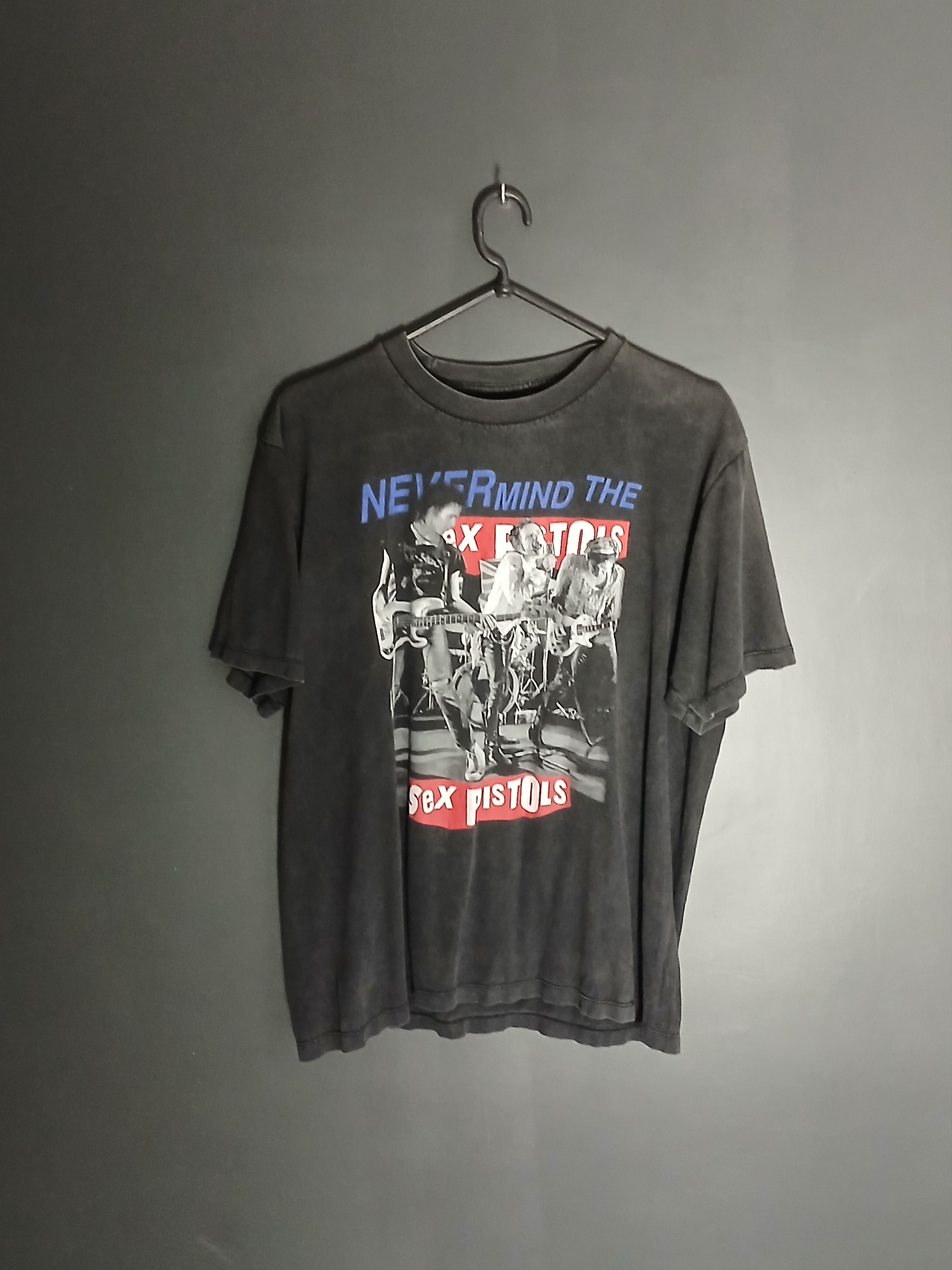 Band Tees Sex Pistols Never Mind The Bollocks T-Shirt Size US L / EU 52-54 / 3 - 1 Thumbnail