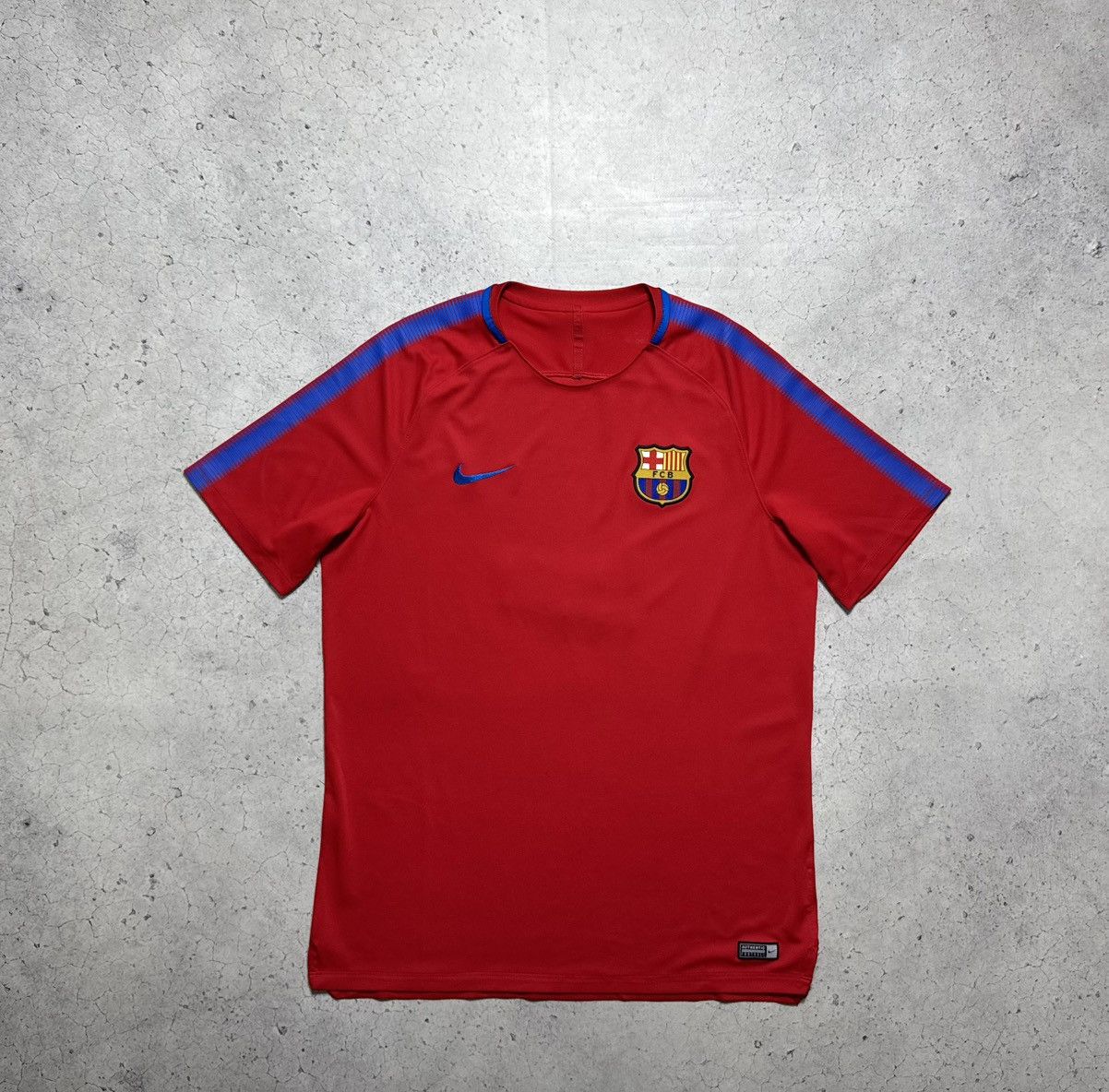 Nike Nike FC Barcelona Vintage Soccer Jersey Training Football Size US XL / EU 56 / 4 - 1 Thumbnail