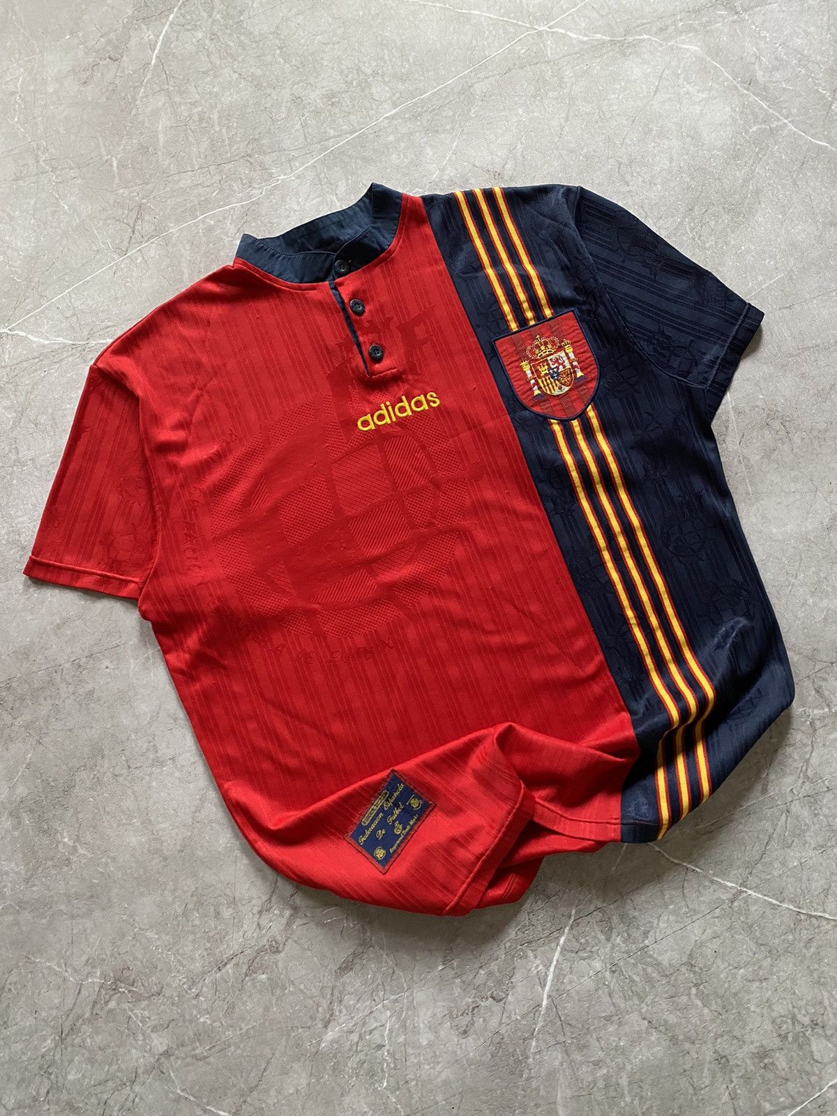 Adidas Vintage Adidas Spain 1996/98 Home Soccer Football Jersey Y2K Size US XL / EU 56 / 4 - 1 Thumbnail