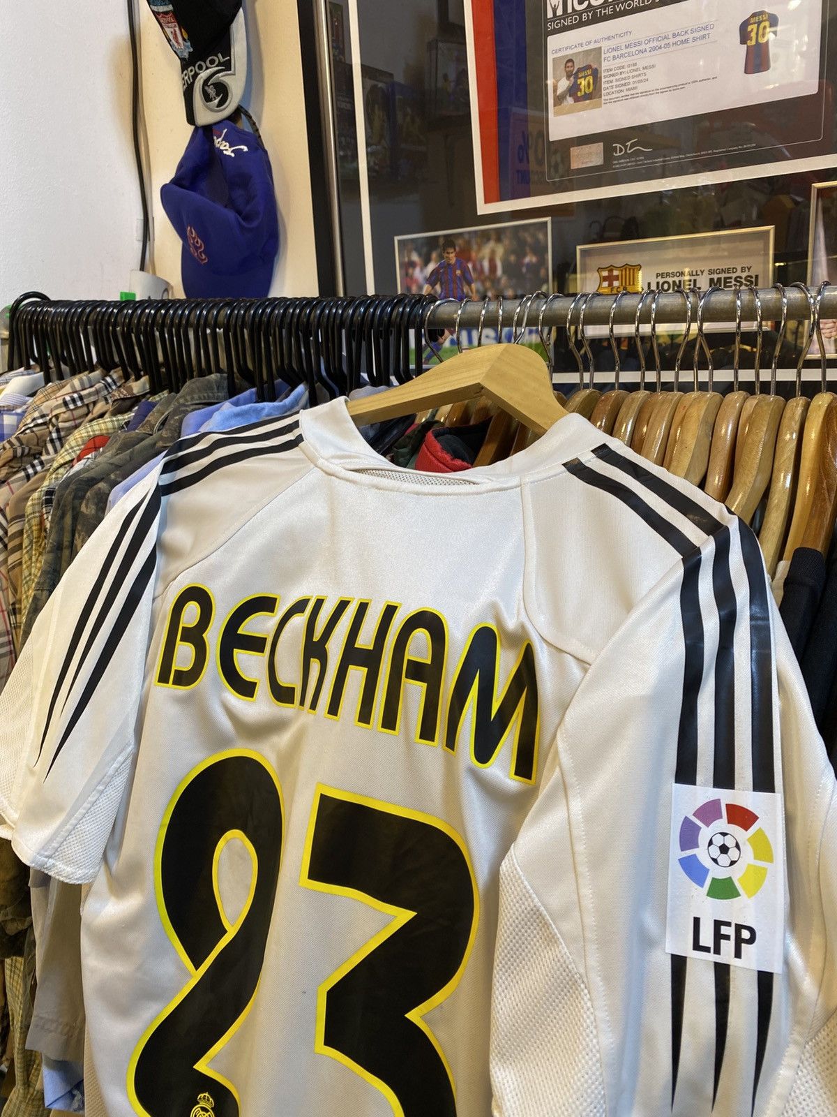 Adidas Vintage Real Madrid CF Home Kit BECKHAM 7 Size US M / EU 48-50 / 2 - 2 Thumbnail