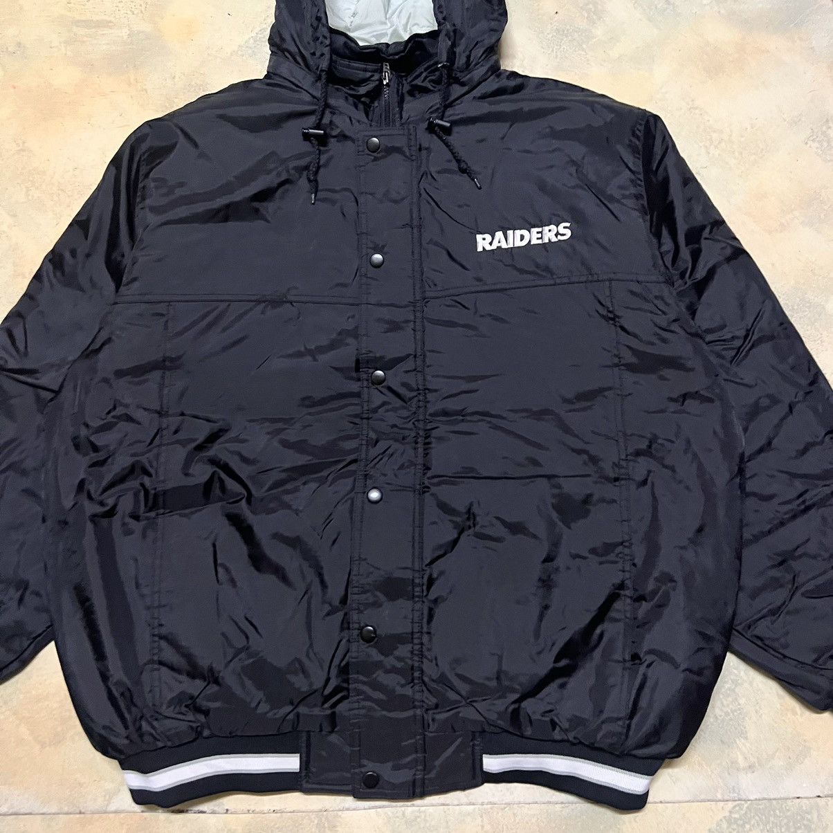 NFL Raiders Big Logo Hoody Jacket by Reebok Size US L / EU 52-54 / 3 - 4 Thumbnail
