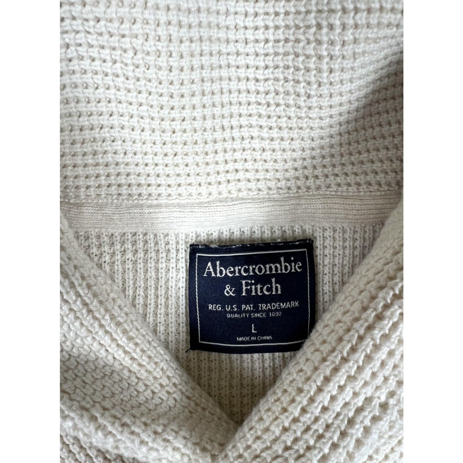Abercrombie & Fitch VINTAGE Abercrombie & Fitch Sweater Mens Large Beige Shawl Collar Waffle Knit Pullover Size US L / EU 52-54 / 3 - 2 Thumbnail