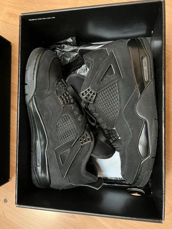 Jordan Brand Jordan 4 black cat 2020 Size US 9 / EU 42 - 1 Thumbnail