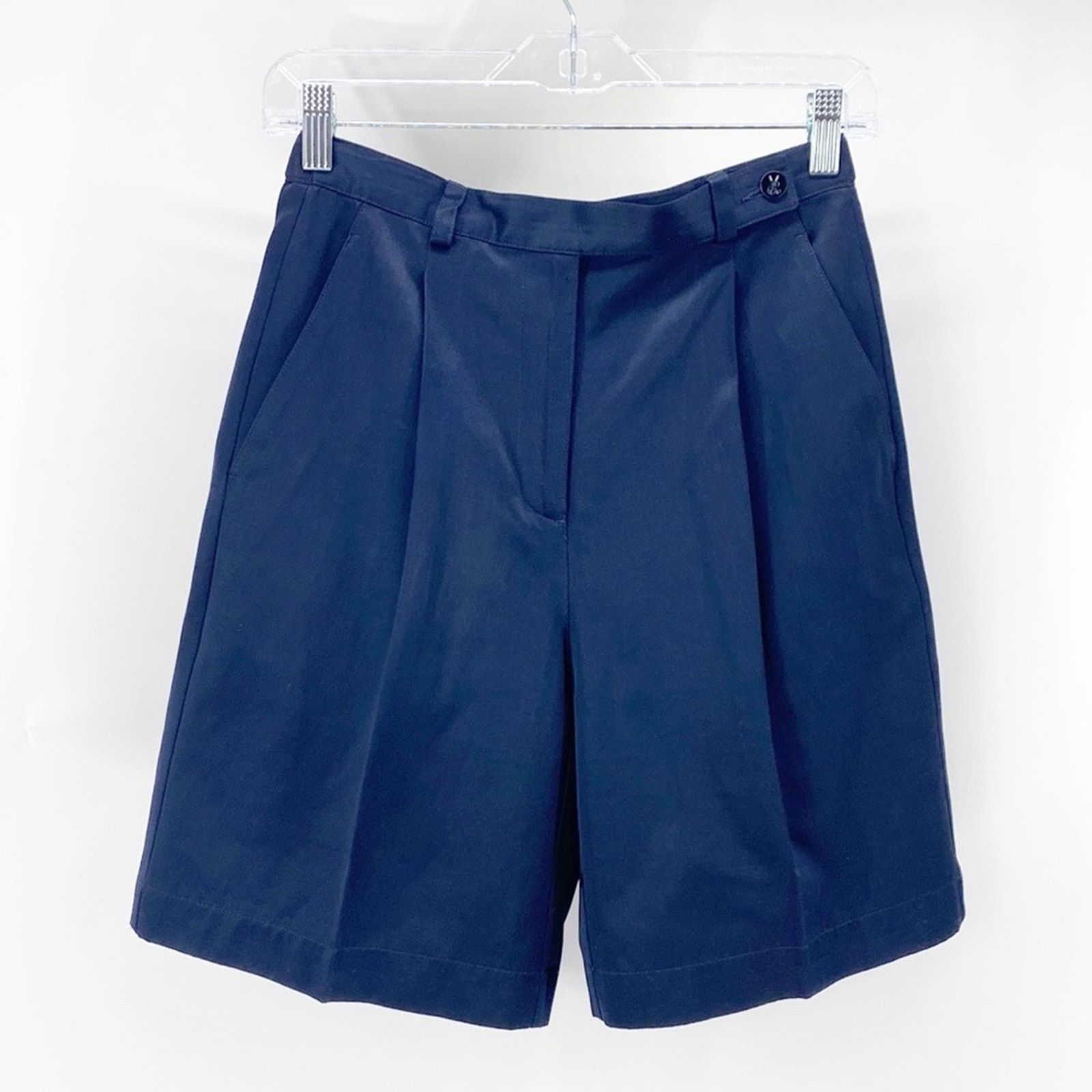 Vintage Vintage Liz Claiborne HIGH RISE PLEATED sheen A-LINE SHORT Size 25" / US 0 / IT 36 - 1 Thumbnail