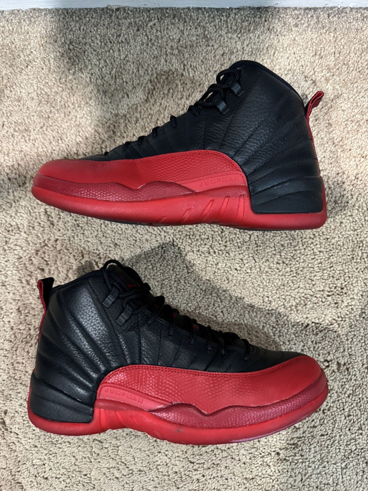 Jordan Brand Jordan 12 Flu Game 2016 Size US 10 / EU 43 - 2 Thumbnail