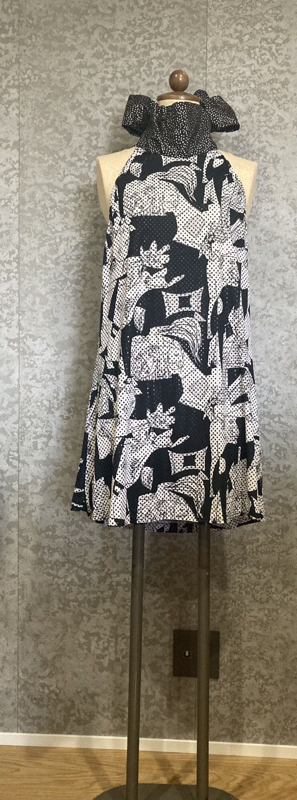 Japanese Brand 2000s Runway Graphic Halter Dress / Fairy Grunge Archive Size S / US 4 / IT 40 - 3 Thumbnail