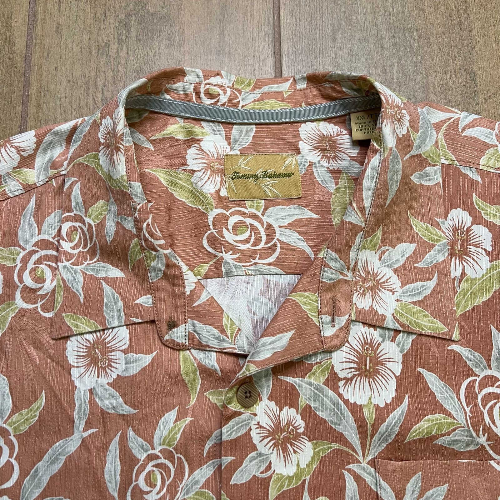 Tommy Bahama Tommy Bahama 100% Silk Hawaiian Shirt Mens XXL Floral Camp Size US XL / EU 56 / 4 - 11 Thumbnail