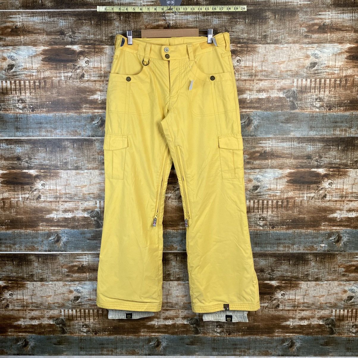 Japanese Brand DL Roxy Winter Sport Yellow Pants #C1123 Size 26" / US 2 / IT 38 - 1 Thumbnail