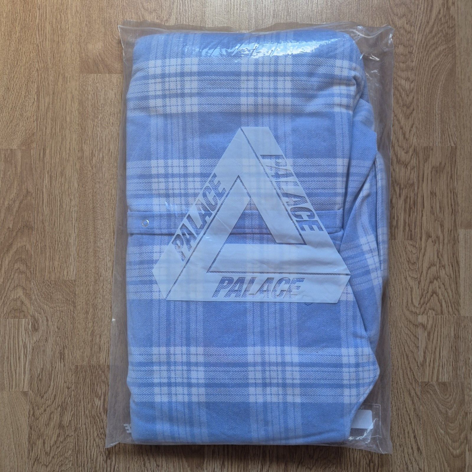 Palace Palace Check Insulated Check Shirt Faint Blue Large New FW24 Size US L / EU 52-54 / 3 - 10 Thumbnail