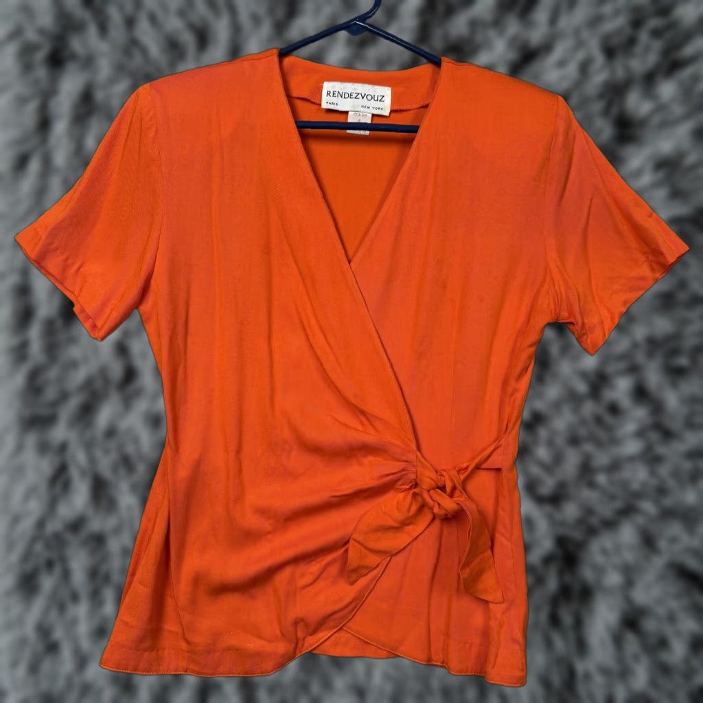 Vintage VINTAGE Rendezvouz Wrap Top Blouse S Womens Orange Short Sleeve V-Neck Tie Waist 90s Art Teacher Repurpose Size S / US 4 / IT 40 - 1 Thumbnail