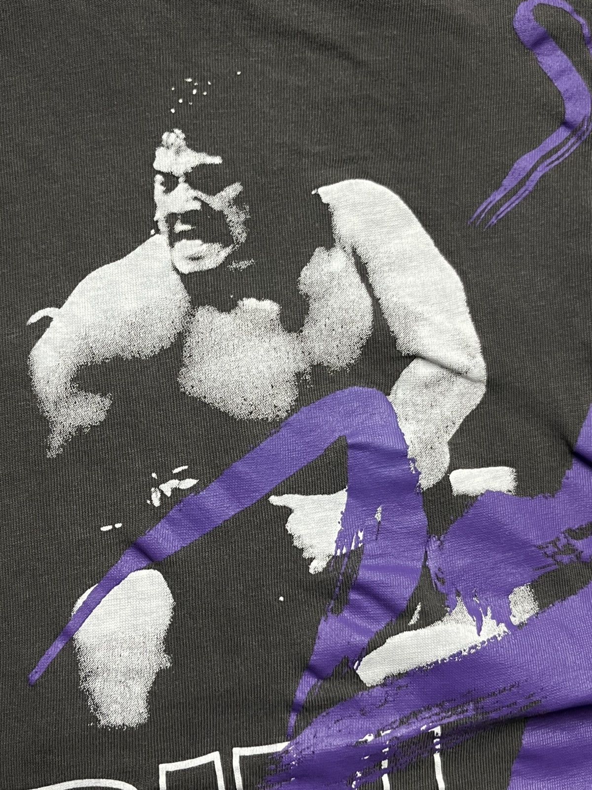 Vintage Vintage 90s NJPW Riki Chosyu Nwo WCW Sunfaded T-Shirt Size US L / EU 52-54 / 3 - 2 Thumbnail