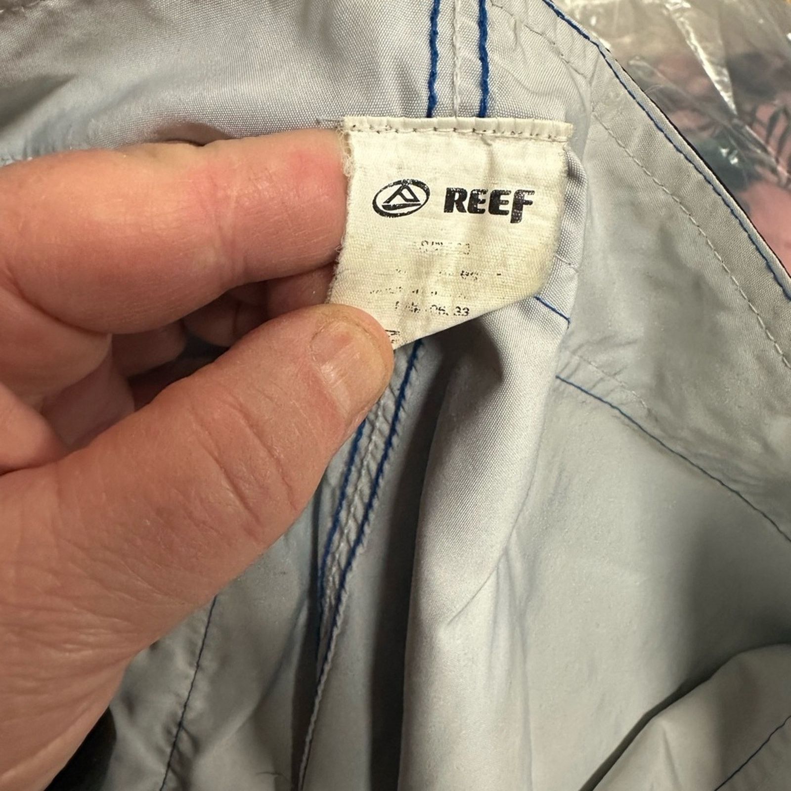REEF Reef Tropical Board Shorts Size US 28 / EU 44 - 2 Thumbnail