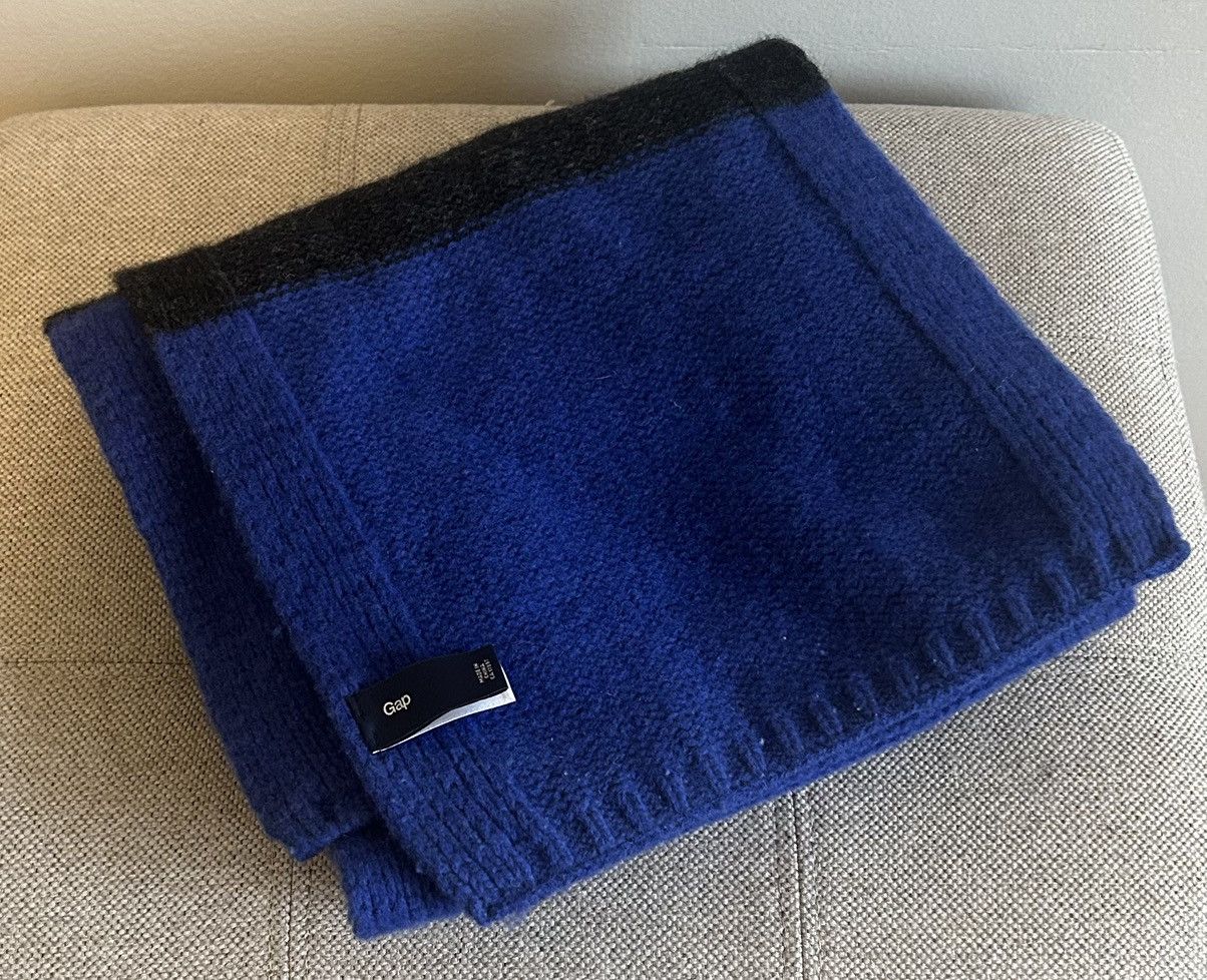 Gap Gap Men’s Blue & Dark Grey Winter Scarf - Lamb’s Wool Size ONE SIZE - 7 Thumbnail