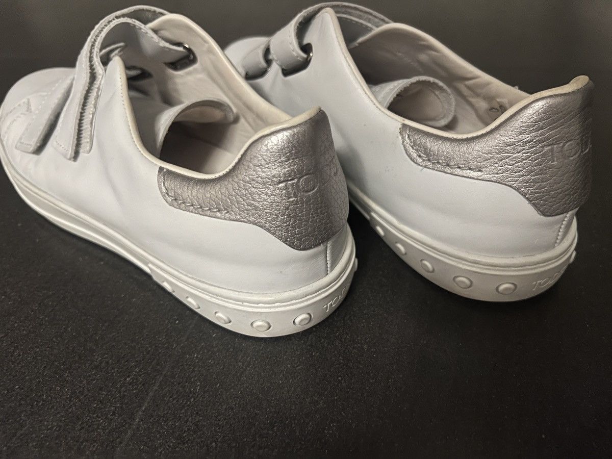 Tod's Tod’s White Leather Strap Sneakers Size US 9 / EU 42 - 2 Thumbnail