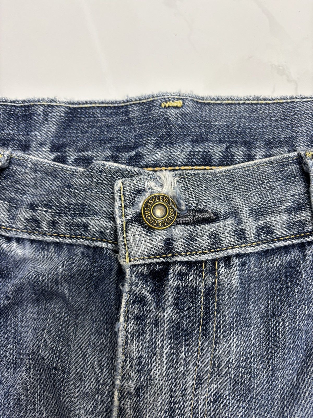 Hysteric Glamour VINTAGE LEVIS 505 SELVEDGE JEANS BAGGY DISTRESSED DENIM Size US 35 - 9 Thumbnail