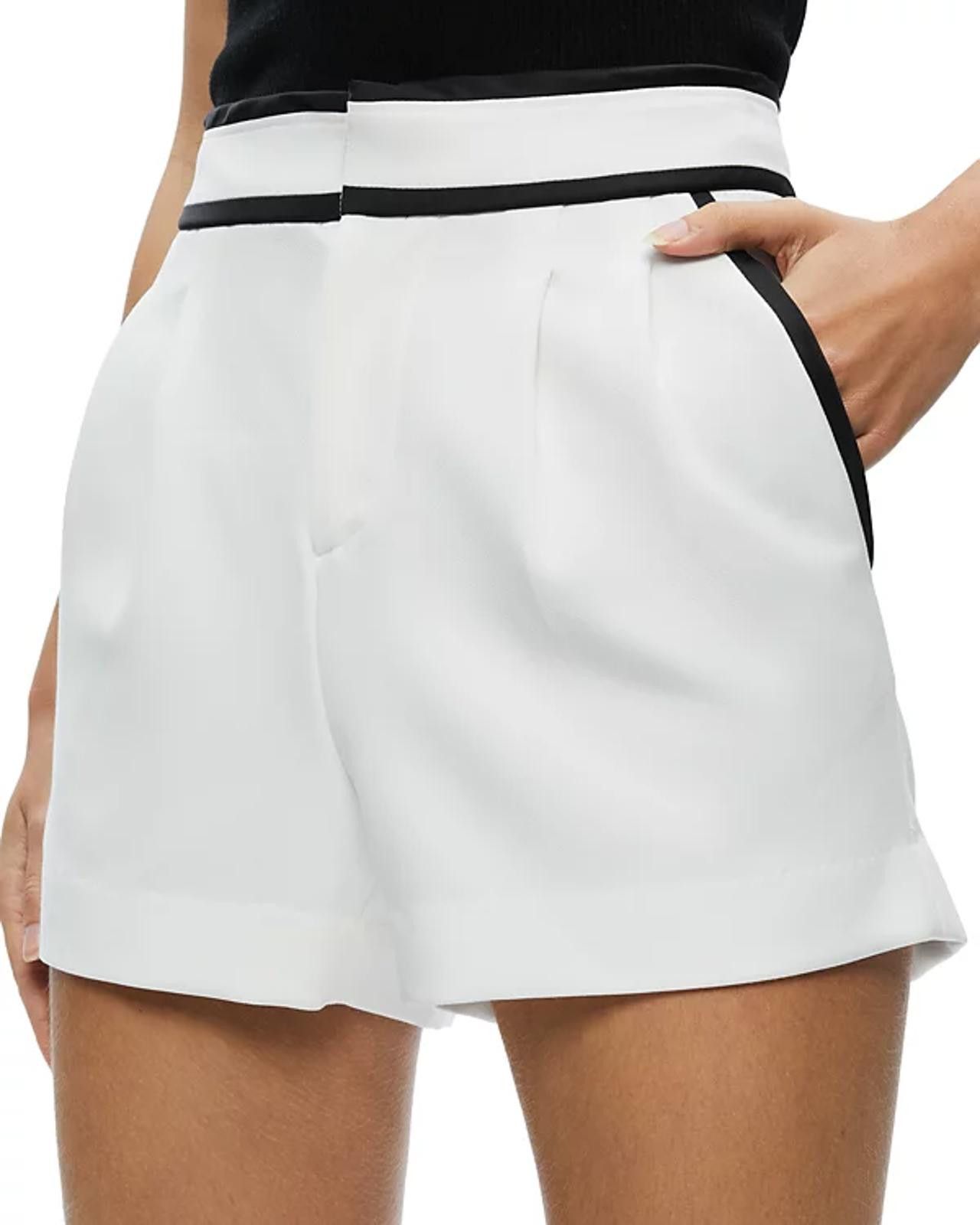 Designer Alice and Olivia Esta Pleated Shorts - Size 14 Size 36" / US 14 / IT 50 - 1 Thumbnail