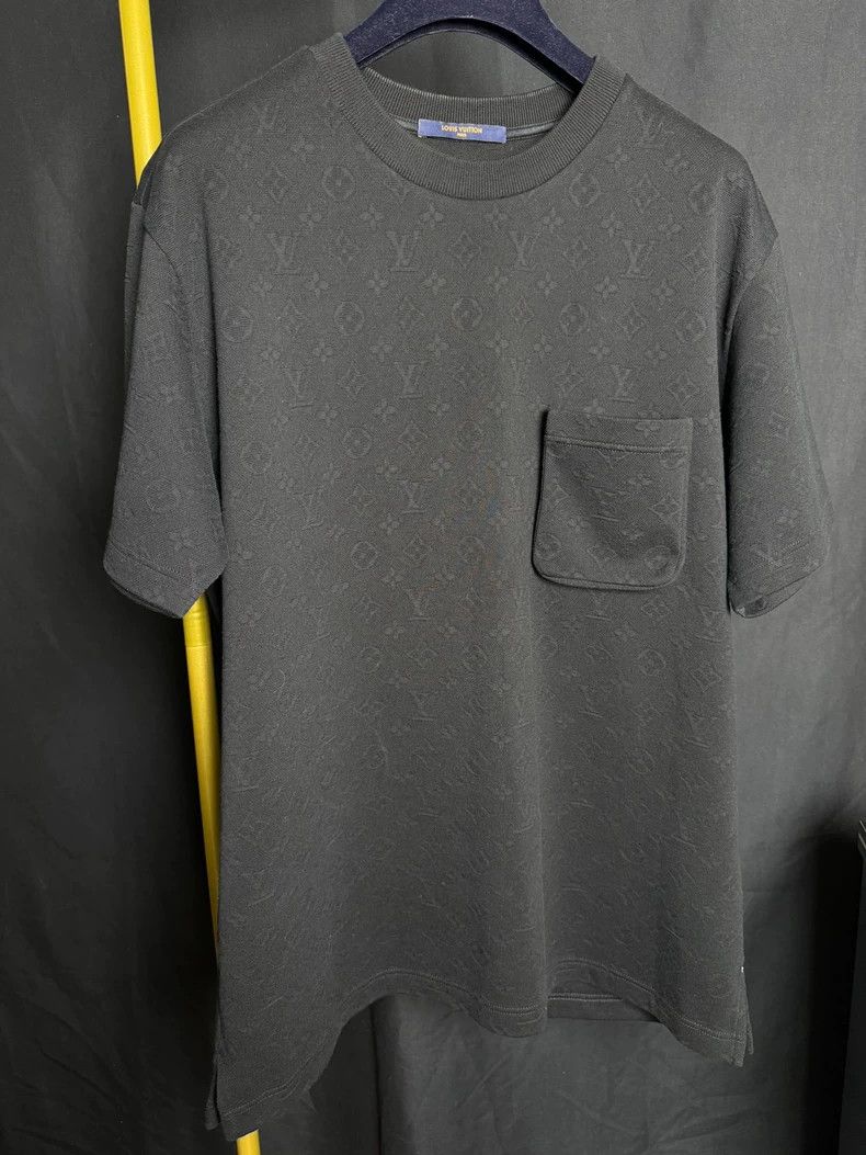 Louis Vuitton LOUIS VUITTON dark print and full print short sleeves 2501- Size US L / EU 52-54 / 3 - 1 Thumbnail