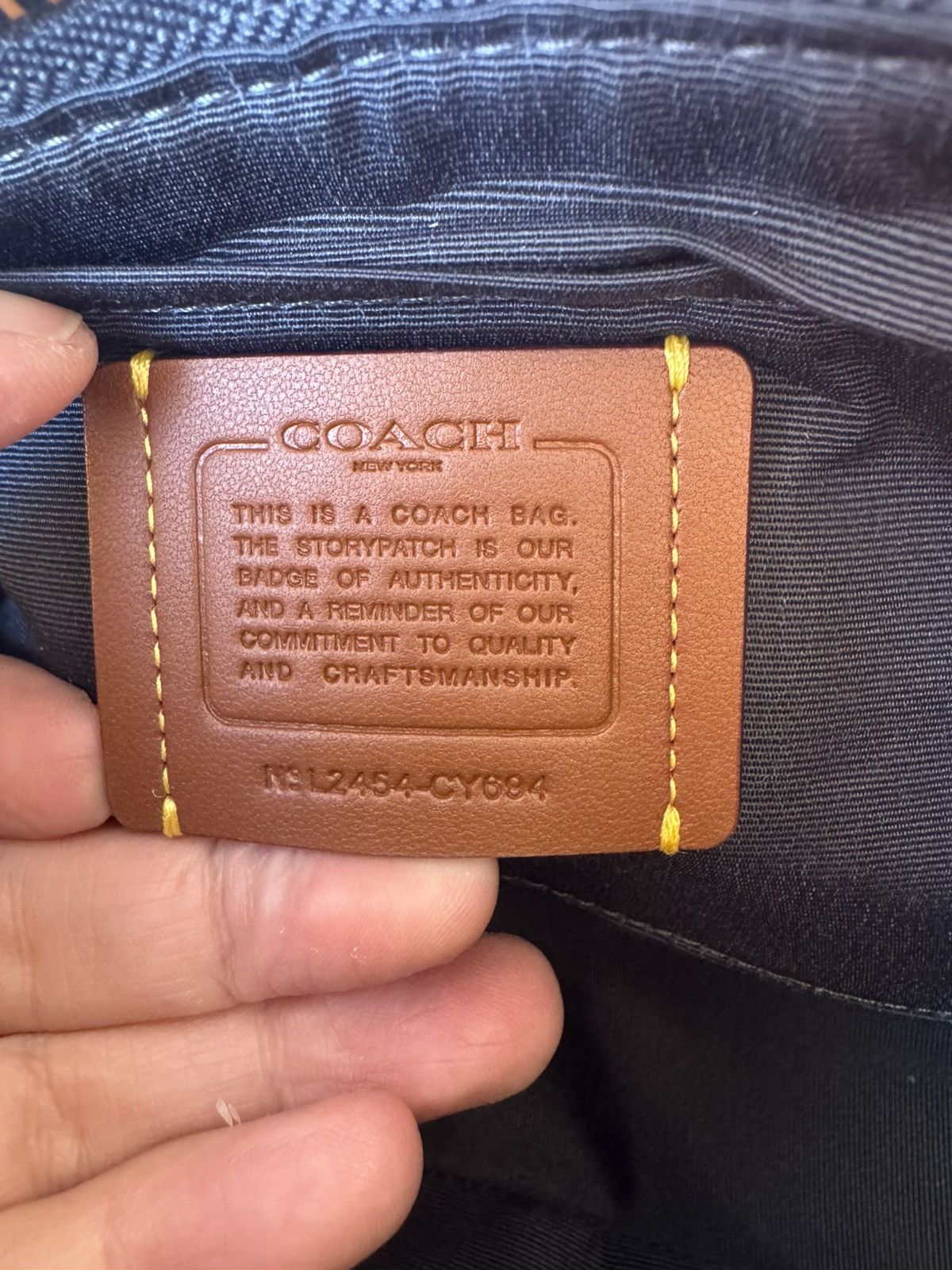 Coach Coach Teri Shoulder Bag In Signature With Cherry Print nim Size ONE SIZE - 17 Thumbnail